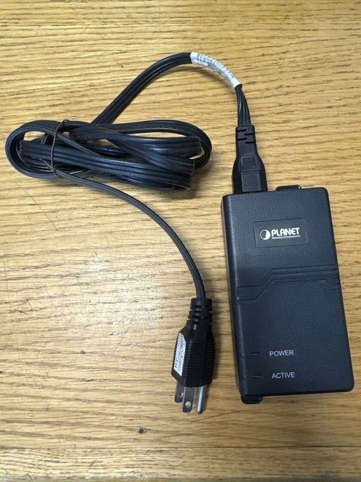 PLANET High Power Over Ethernet Injector PoE-163 (V2) 802.3at Wall Mounted