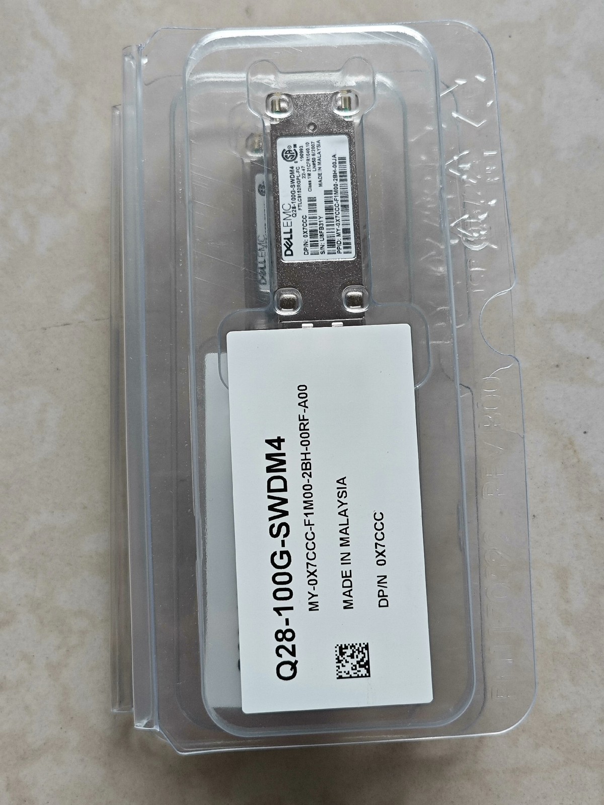 1 Piece Dell EMC 0X7CCC Q28-100G-SWDM4 4x25G FTLC9152RGPL-FC 100G Transceiver