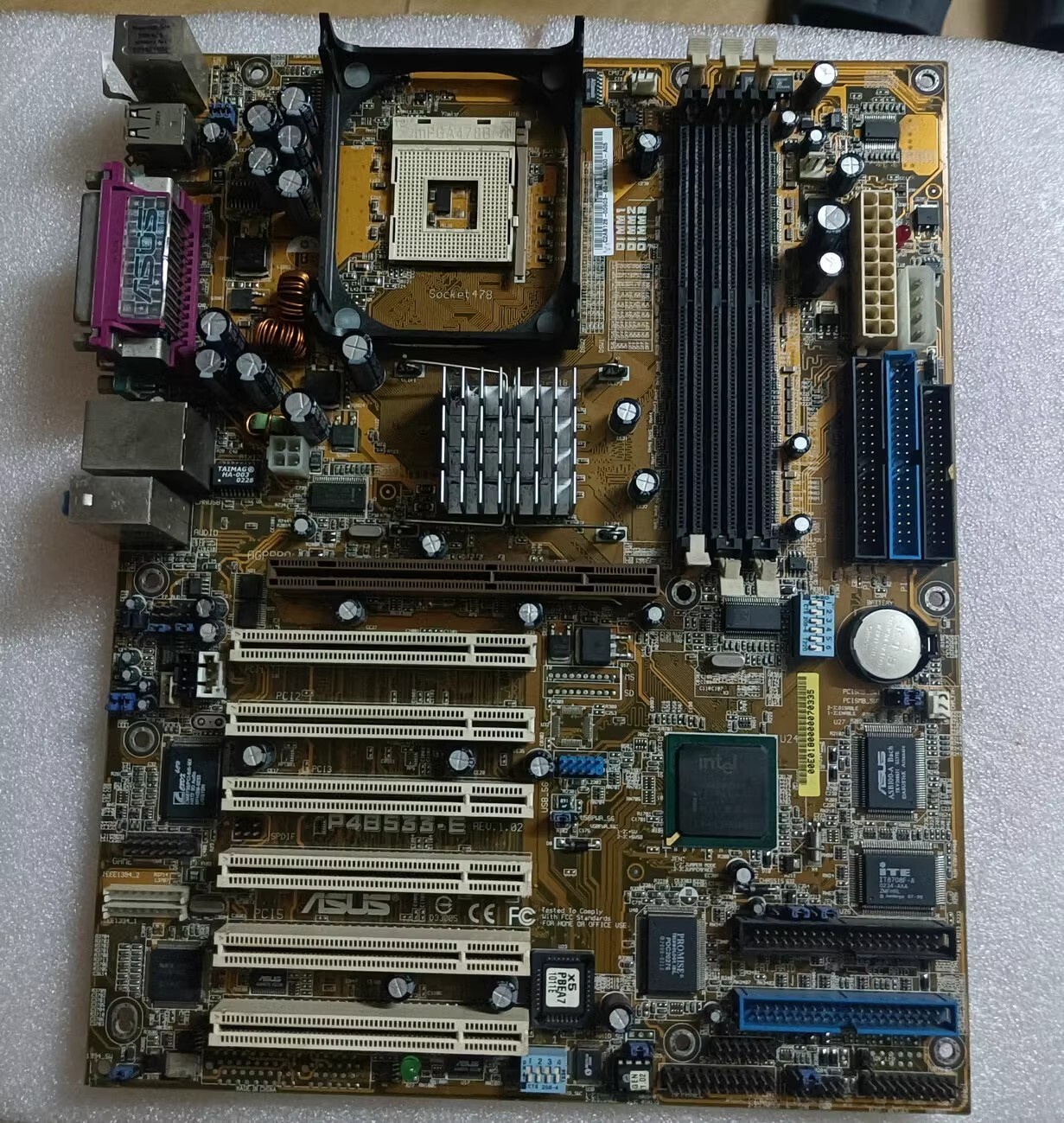 ASUS P4B533-E REV:1.02 Motherboard