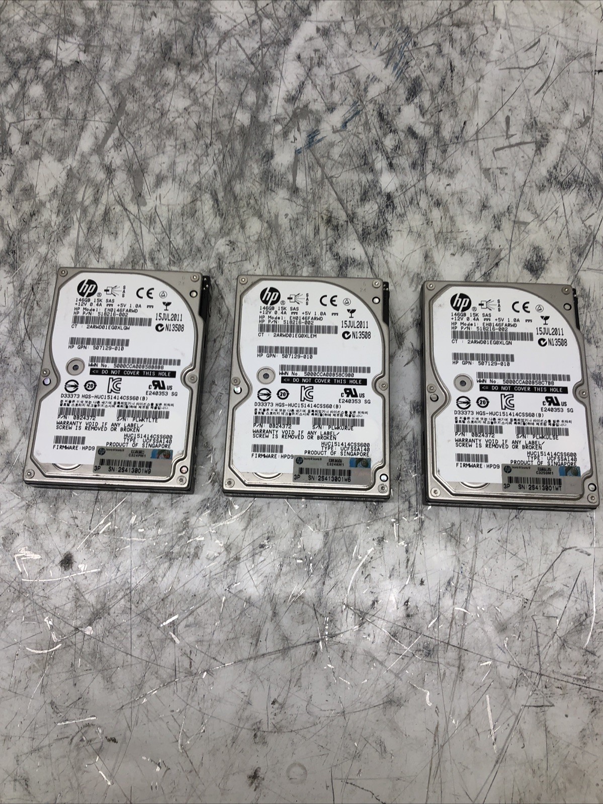 Lot of 3 HP 518216-002 EH0146FARWD 146GB Cache 6 Gb/s SAS 2.5" HDD