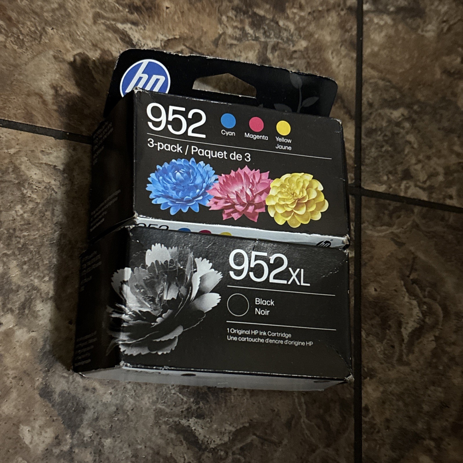 HP 952XL Black & 952 Color Ink Combo Pack of 4 Ink Cartridges EXP-  2028