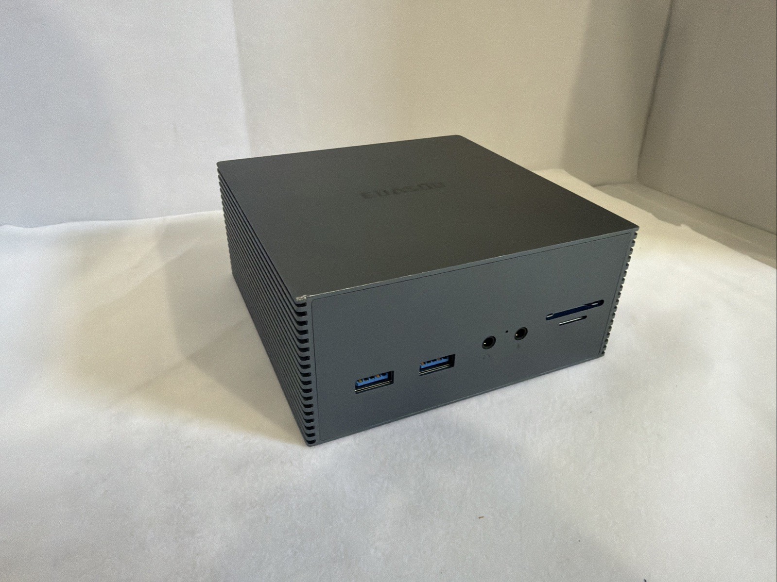 EUASOO - ES-DC003 - USB-C Docking Station - Tested & Working