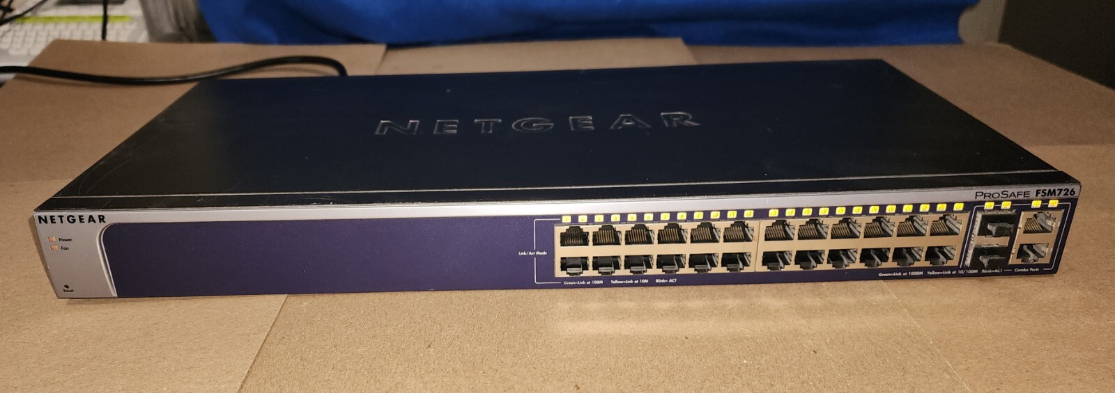 NETGEAR PROSAFE 24 PORT 10/100 + 2 COMBO GIGABIT PORTS MANAGED SWITCH - FSM726