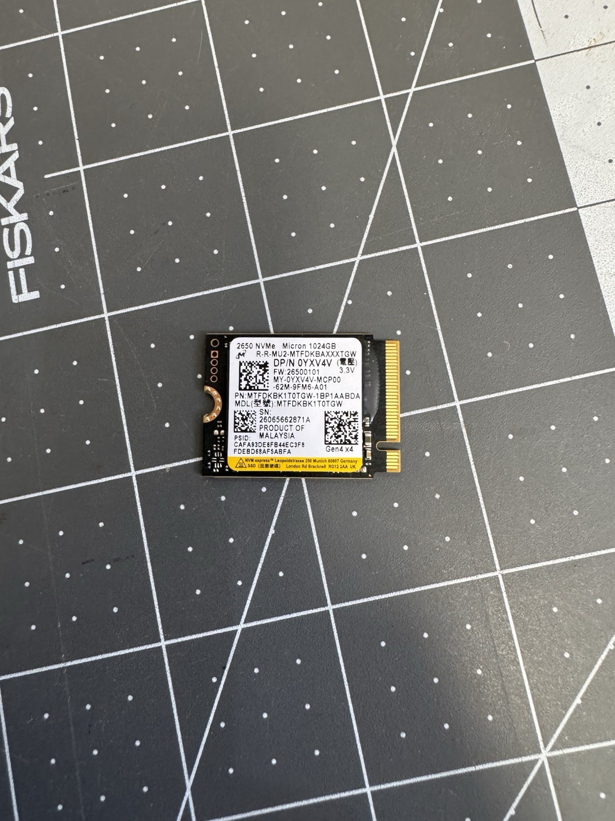 New Pull Dell Micron 2650 1TB 1024GB SSD nVME 22M30 MTFDKBK1T0TGW