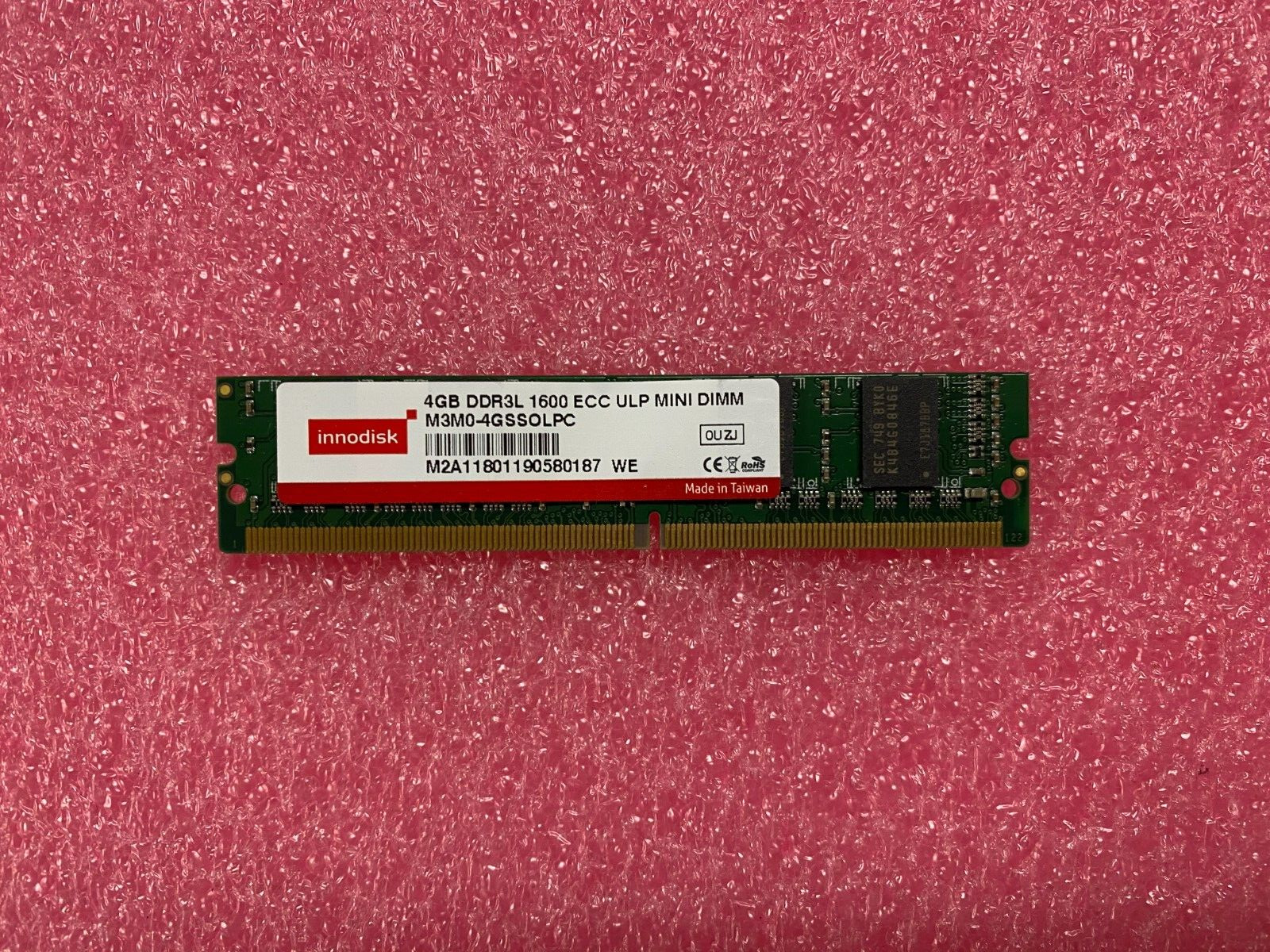 VINTAGE but NEW Innodisk 4GB DDR3L 1600 ECC ULP Mini DIMM M3M0-4GSSOLPC