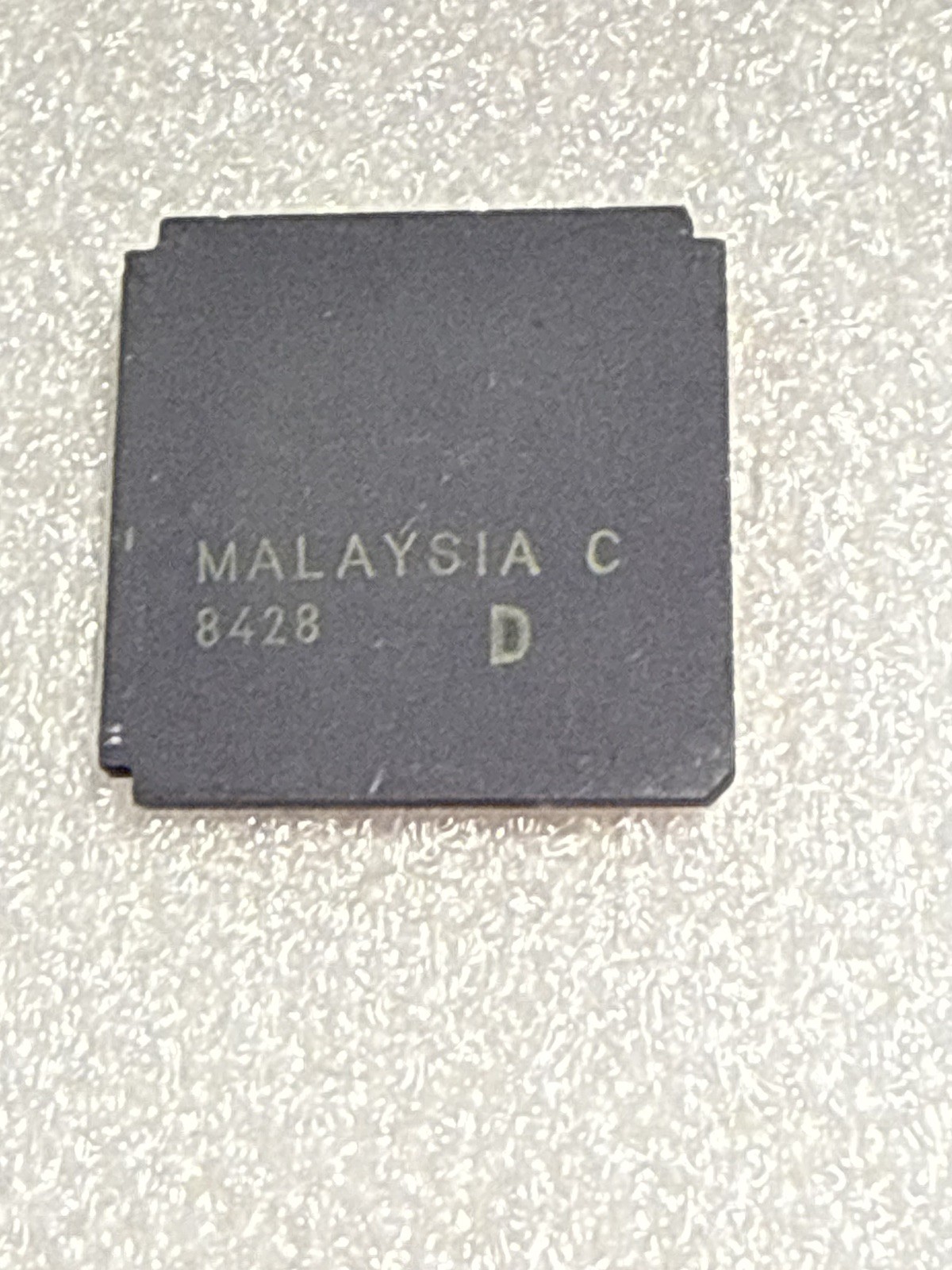 Rare Vintage Intel C8206 MCS-86 Family Support IC/CPU/Processor White/Gold 