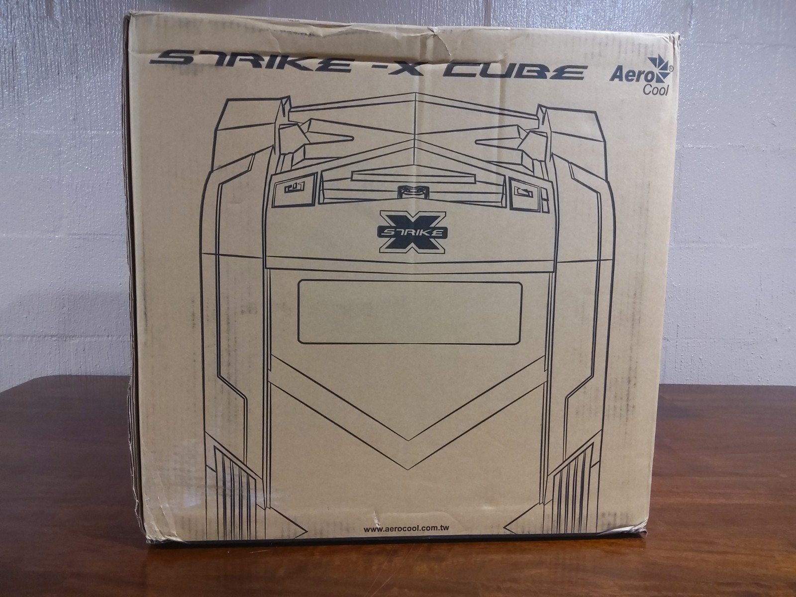 AeroCool Strike-X  M-ATX Case Black Edition *Super Rare/Discontinued* New Sealed