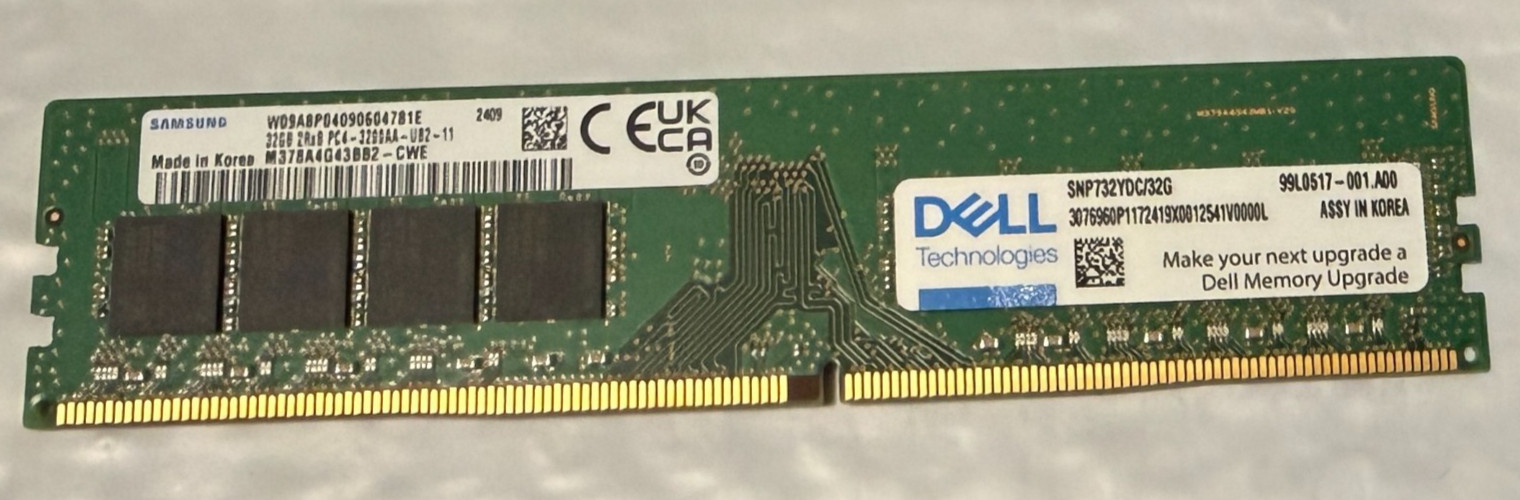 Samsung 32GB DDR4 3200MHz UDIMM Desktop RAM Memory (M378A4G43BB2-CWE)