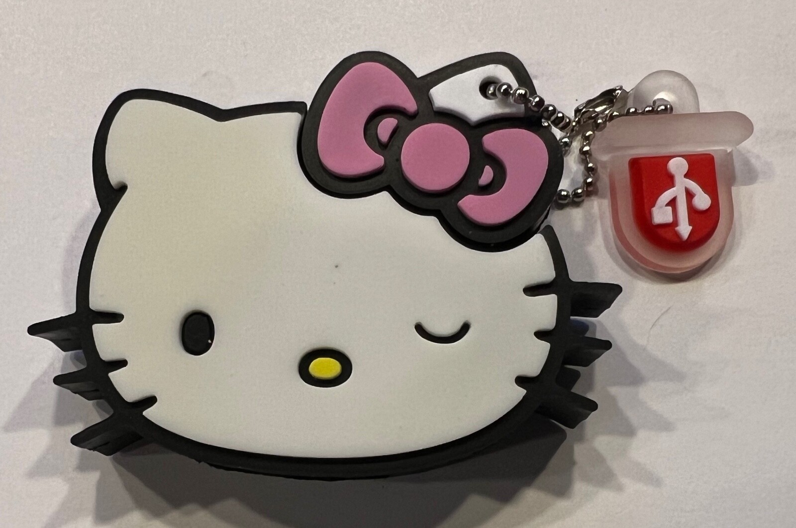 Hello Kitty Sanrio 32GB usb