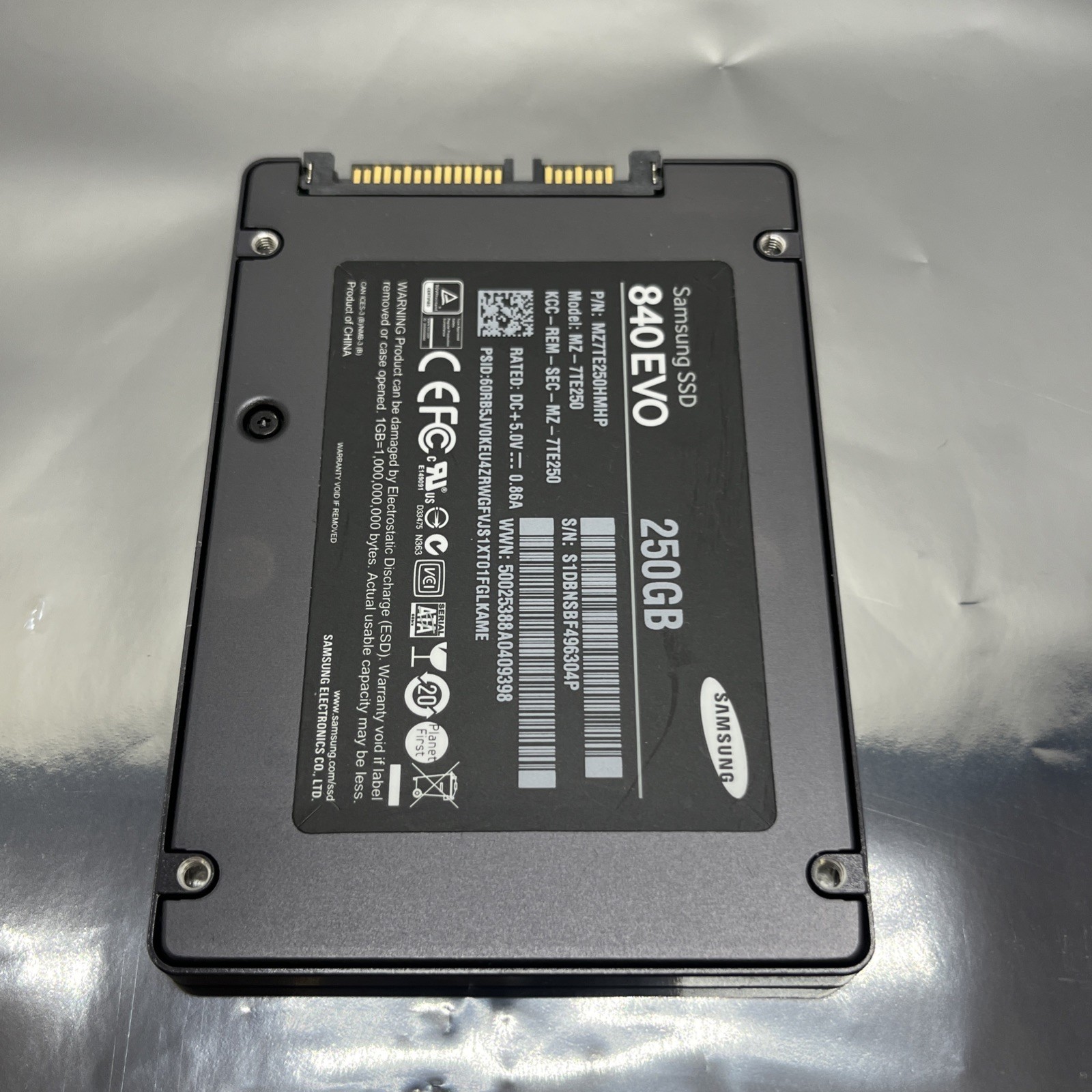 Samsung SSD 840 EVO MZ7TE250HMHP 250GB SATA 6Gbps 2.5 MZ-7TE250