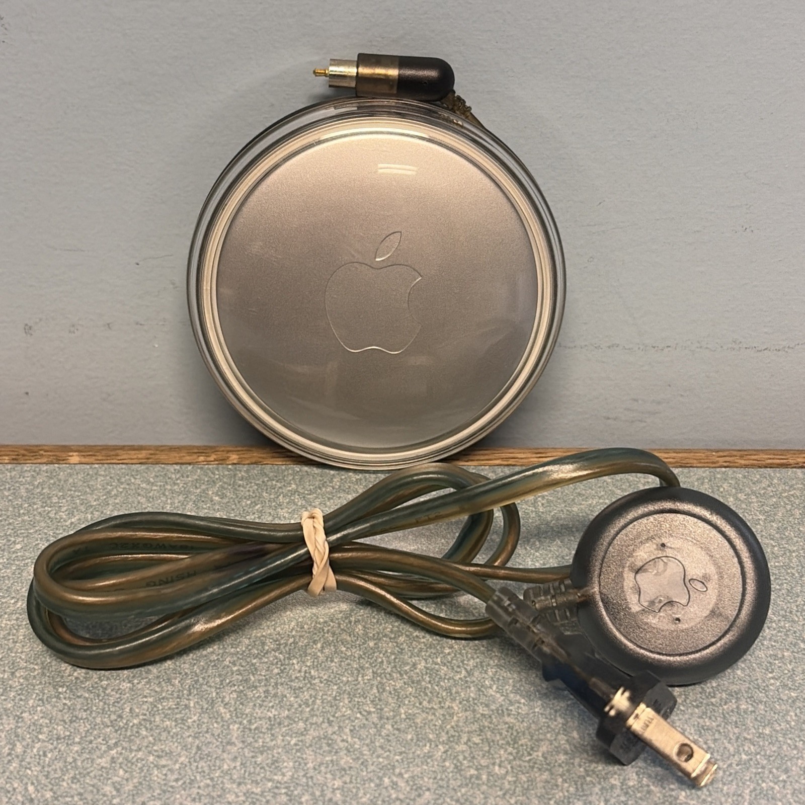 Apple M7332 YoYo 45W Power Adapter Charger iBook G3 G4 PowerBook Untested