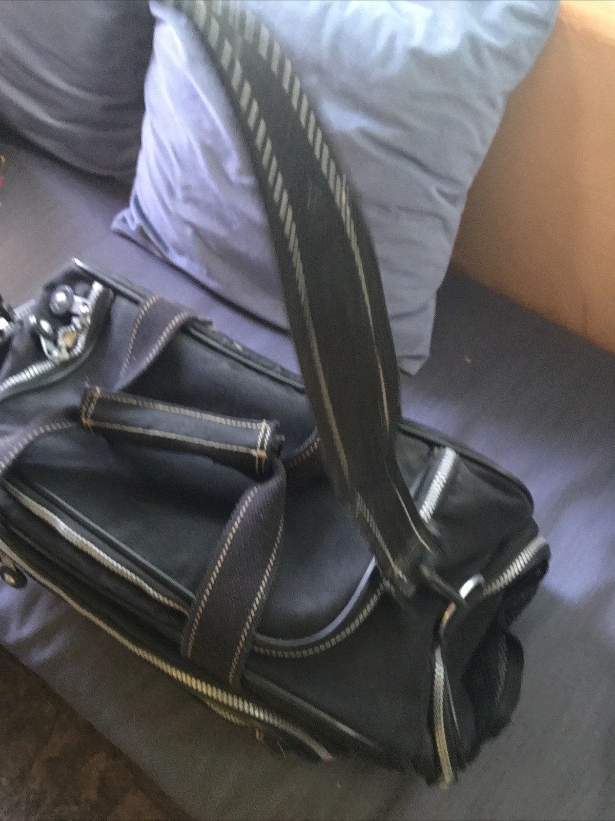 Kipling Laptop Computer Bag Black Monkey Work School Messenger Gym Work Out Bag