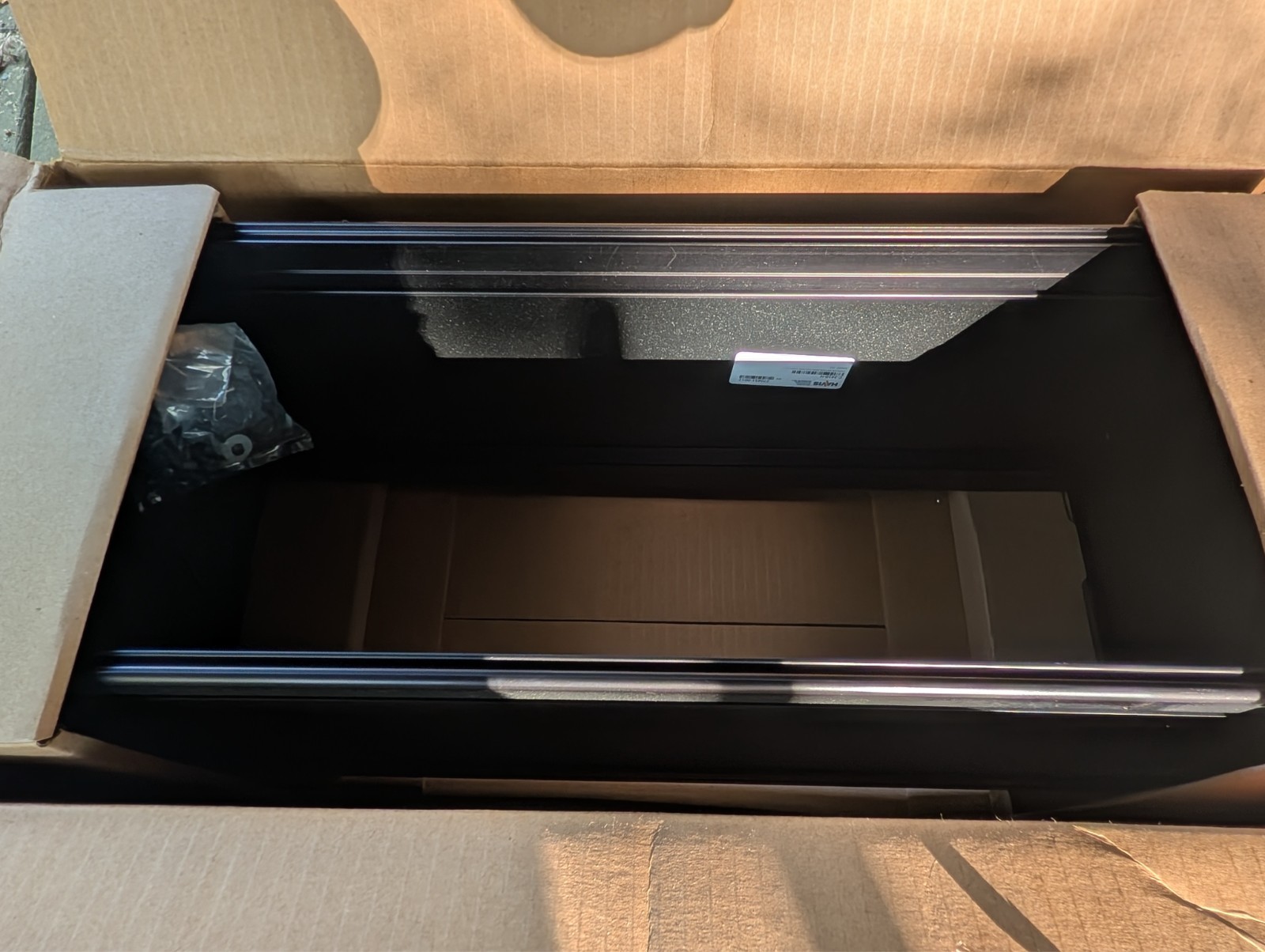 Havis 24” Enclosed 10” High center console C-2410-H