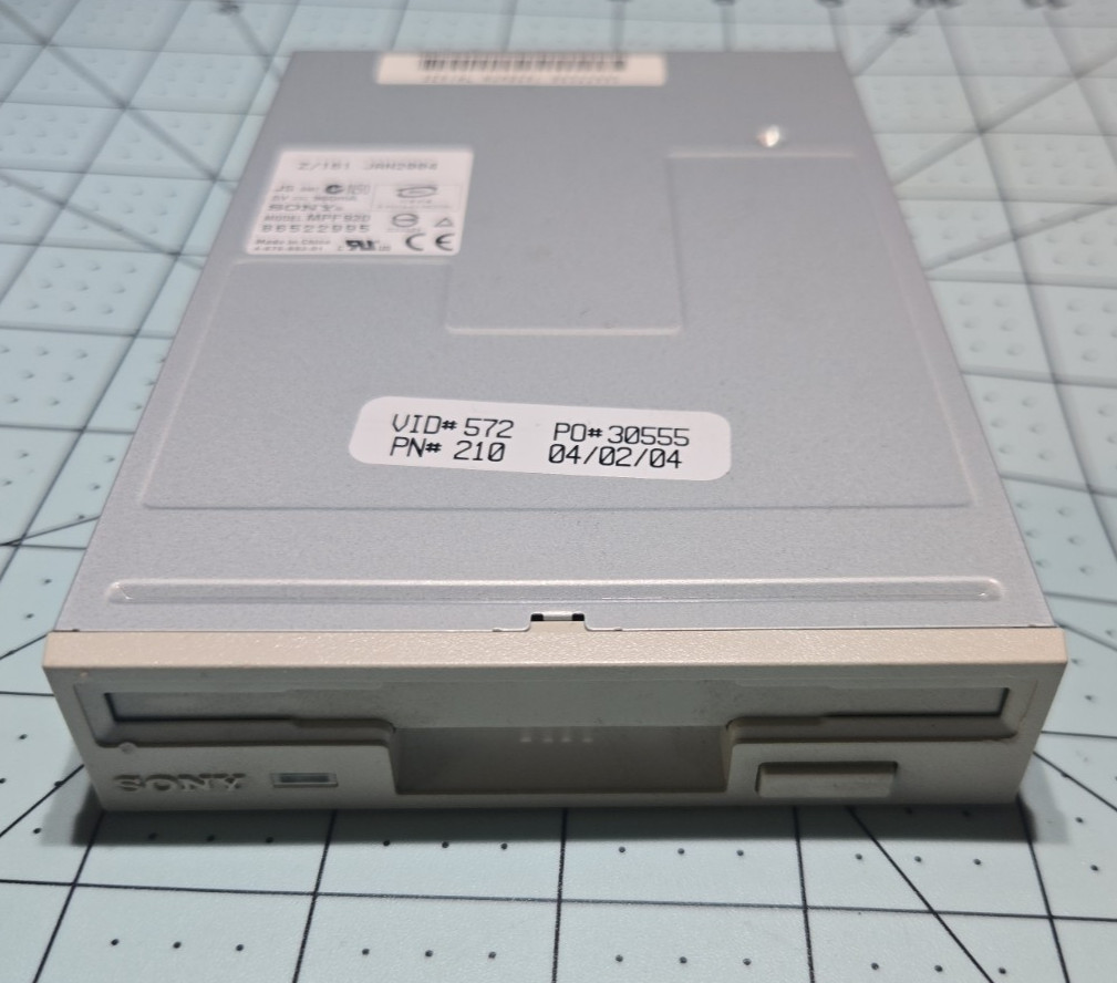 1.44 MB Floppy Drive 3.5" Sony Model MPF920 White - Tested