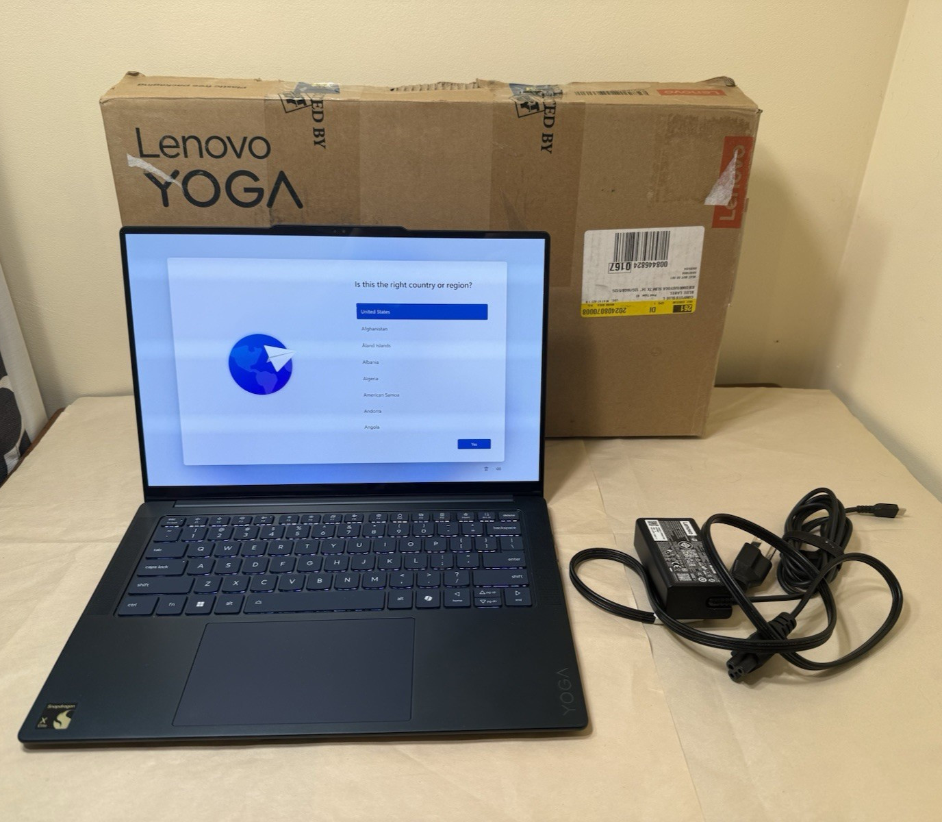Lenovo Yoga Slim 7x 14.5" 3K OLED Touch / Snapdragon X1E78100 / 16GB / 512GB