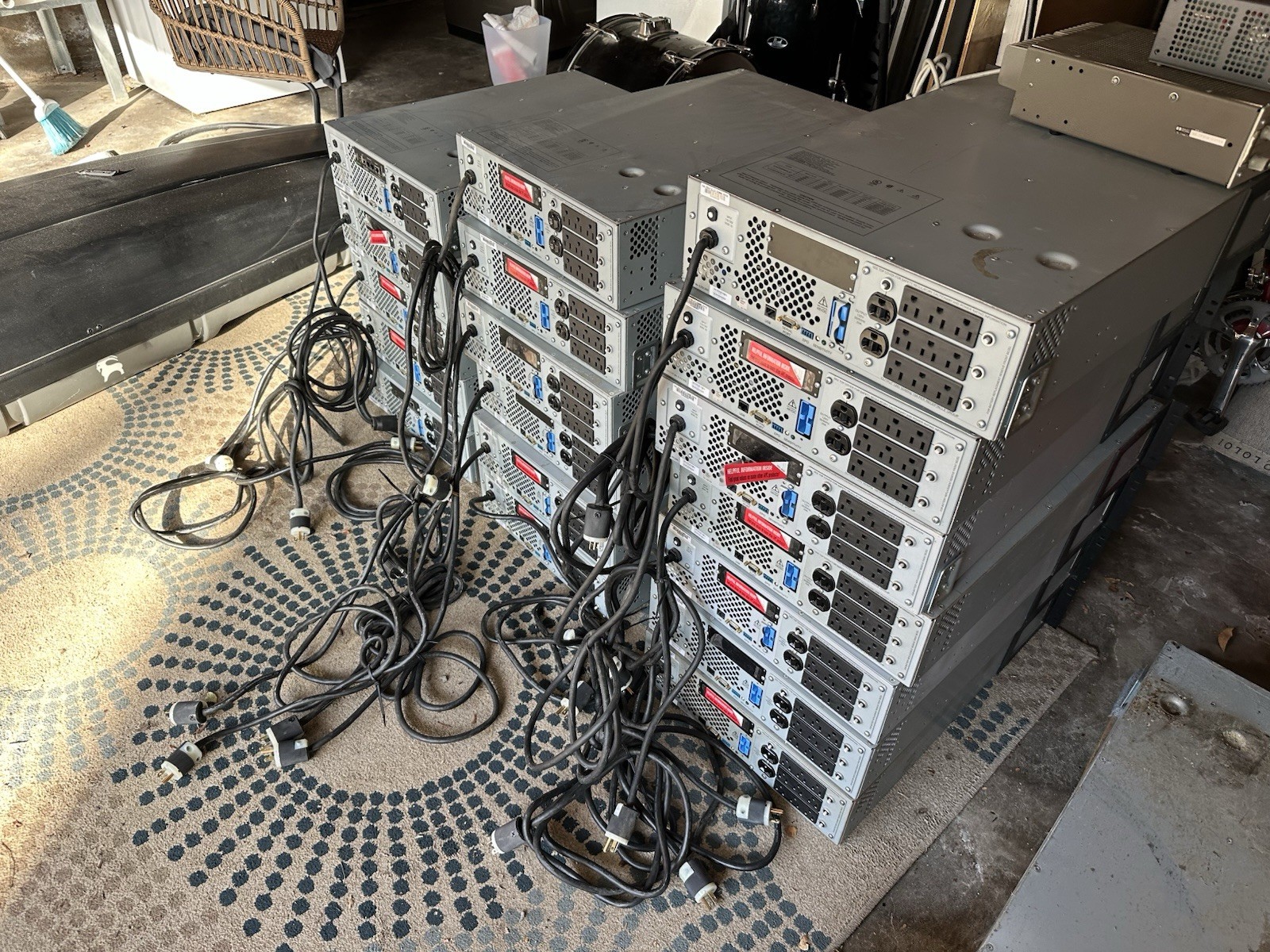 Lot of 20 x APC SUA2200RMXL3U Smart-UPS 2200VA 30A 120V Used