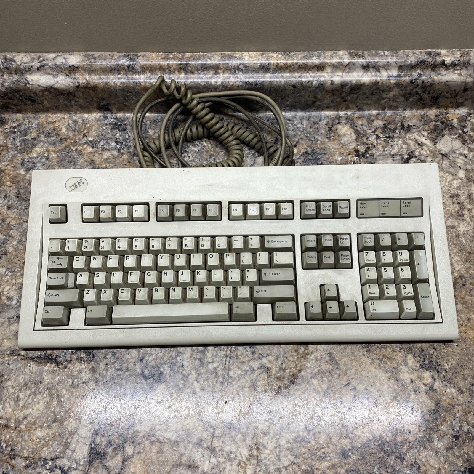 Vth IBM Model M 1391401 Clicky Mechanical Keyboard Aug 19, 1987 Untested