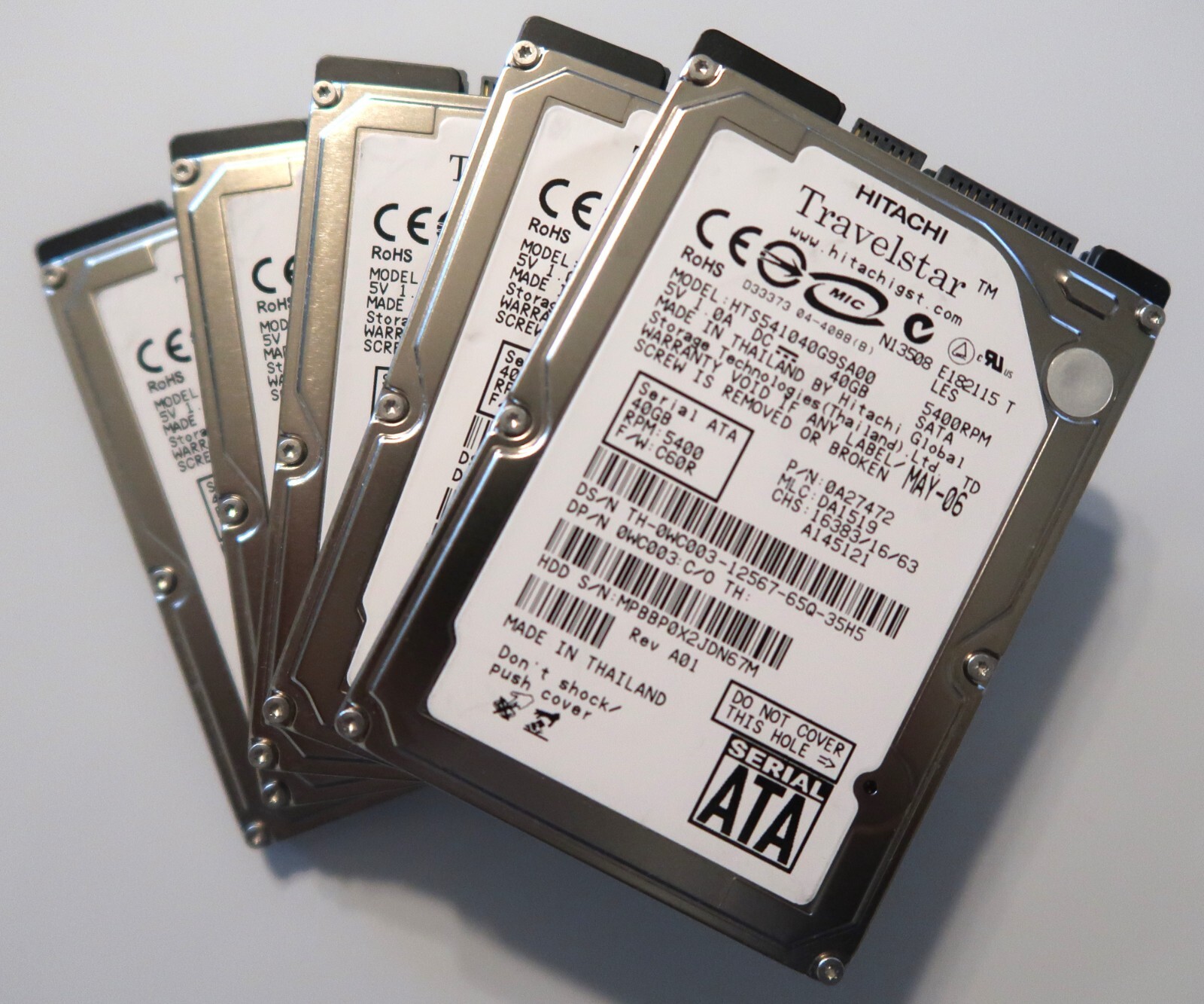 Lot of 5 Hitachi HTS541040G9SA00 5400rpm 8MB 1.5Gb/s 2.5" 40gb Sata hard drives