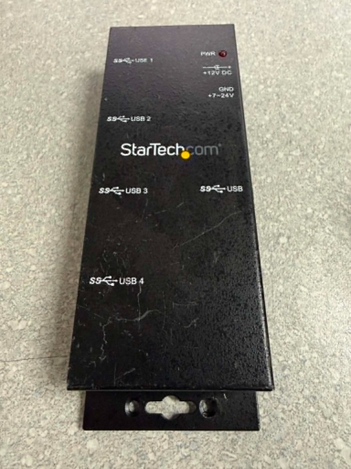 StarTech Rugged 4 Port Industrial USB 3.0 Hub Rack Mountable ST4300USBM