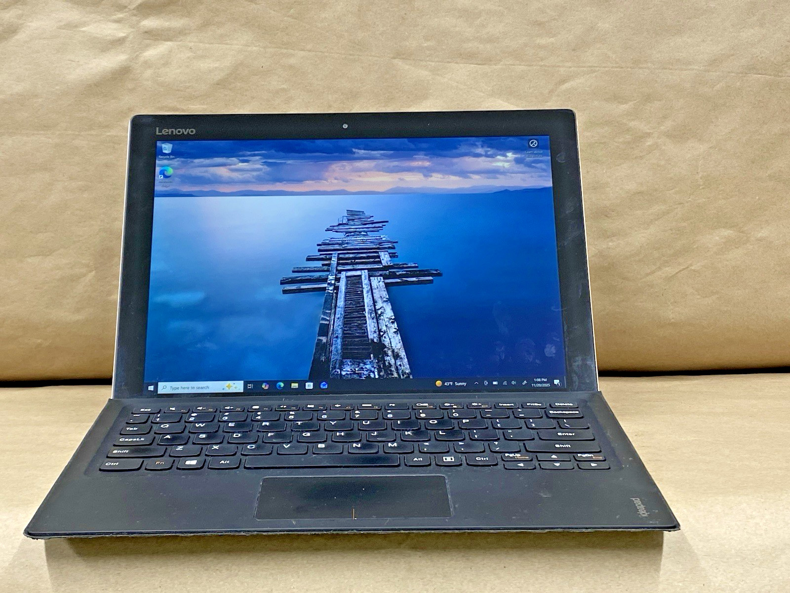 Lenovo 80QL - 12" 2160*1440 - m5-6Y54 - 4GB - 128GB SSD - Win 10 Pro