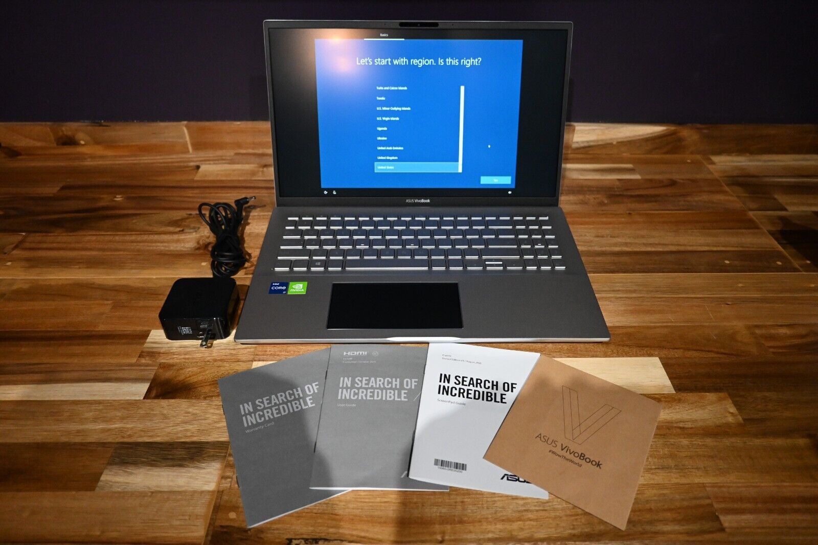 ASUS VivoBook S15 Laptop w/ScreenPad Intel i7 11th Gen 1165G7 16GB RAM 1 TB SSD