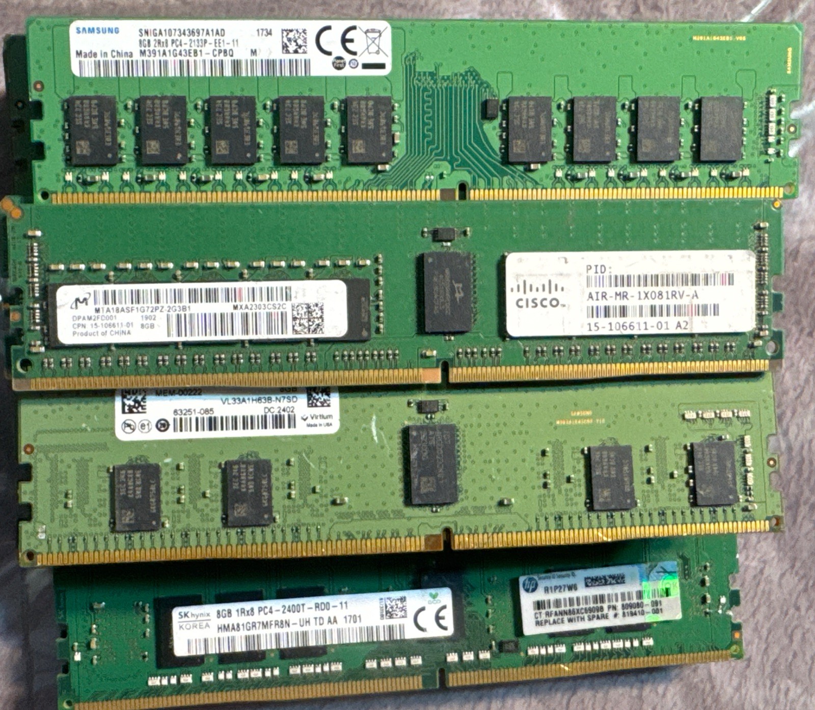 Lot of 34 Mixed SAMSUNG 8GB M391A1G43EB1 - CPBQ - 2Rx8 PC4 - 2133P - EE1 -11 RAM