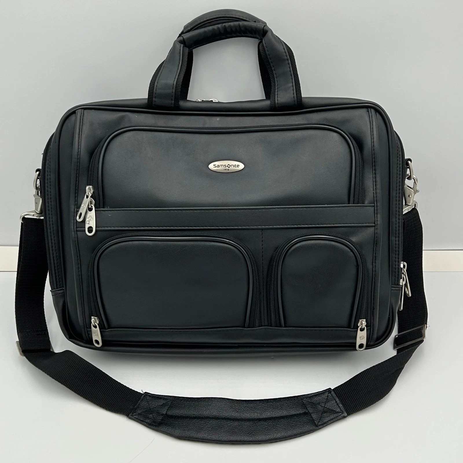 Samsonite Expandable Carry-all (Briefcase) 932925 - Black 15.6” Laptop