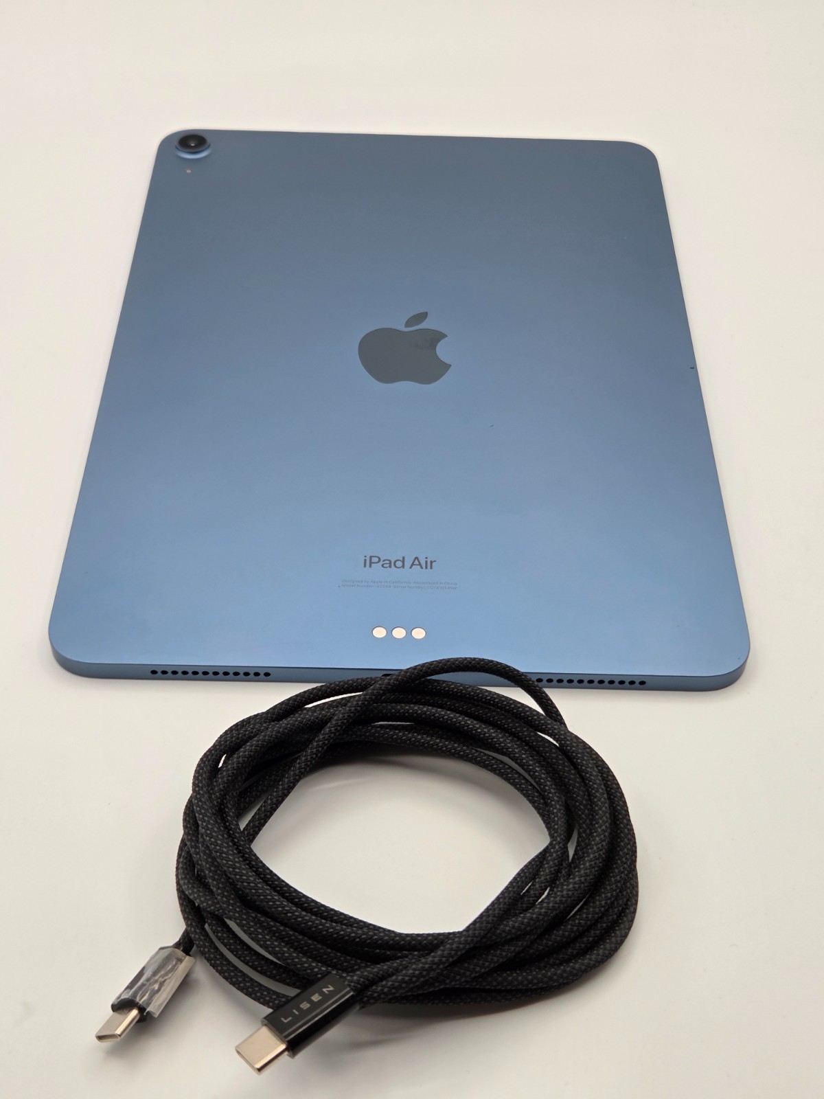 Apple iPad Air 5th Gen 64GB WiFi Blue M1 10.9in A2588 FAST SHIP