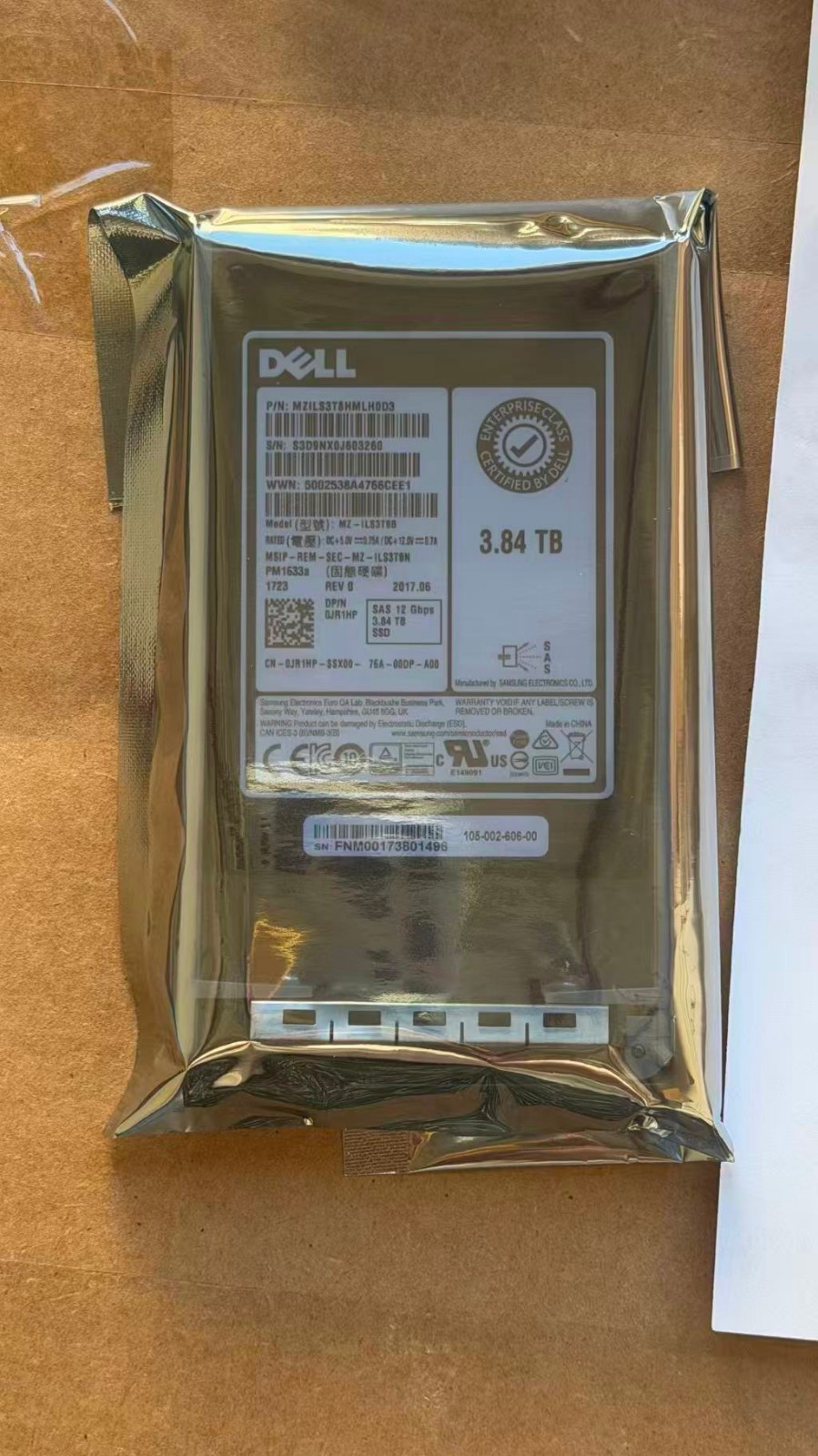 Dell 0JR1HP SAMSUNG MZ-ILS3T8B 3.84TB 12Gb/s TLC SAS III 2.5IN SSD