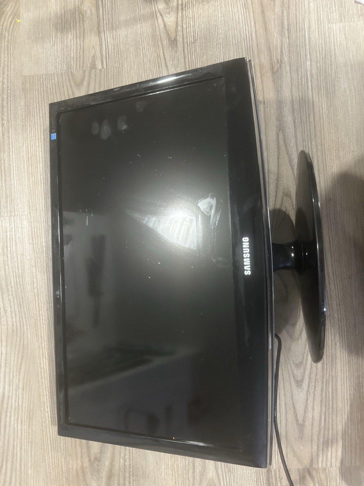 Samsung SyncMaster 2333SW 23" LCD Monitor 16:9 1920x1080 VGA DVI Black