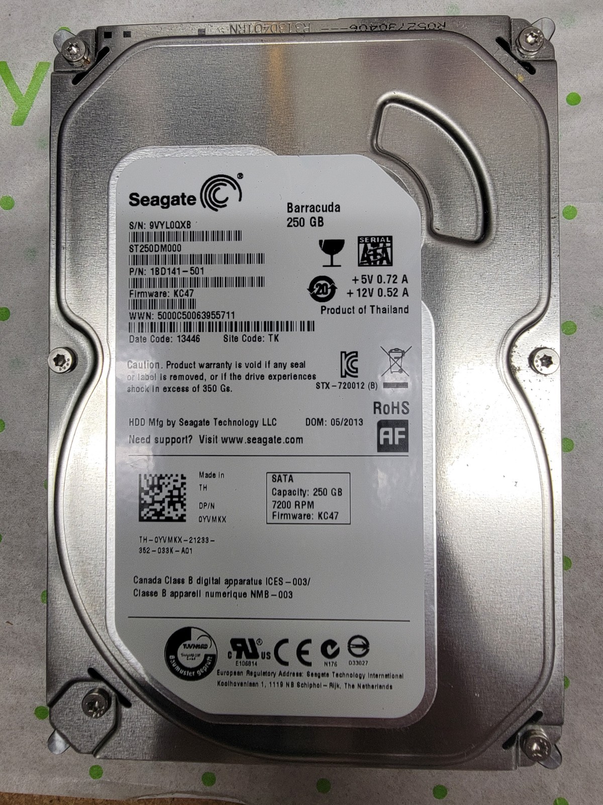 Seagate Barracuda ST250DM000 250 GB 3.5" SATA III Internal Desktop Hard Drive