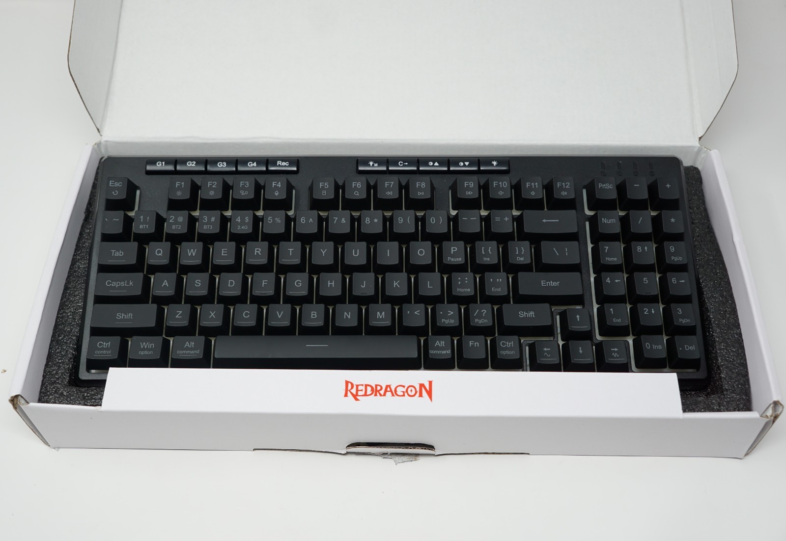 Red Dragon Varro Pro Black RGB Backlight Gaming Keyboard Excellent Condition