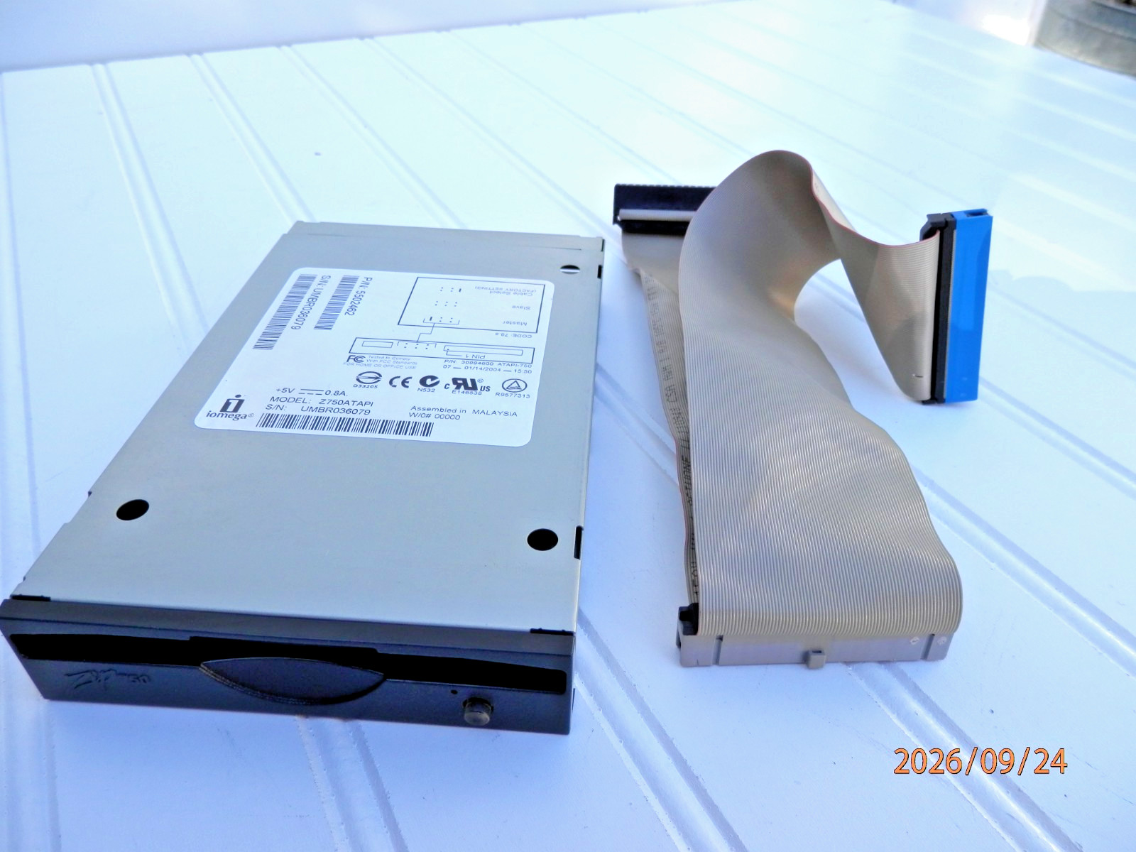 Iomega Zip Drive 750 Internal Z750ATAPI 750MB Black