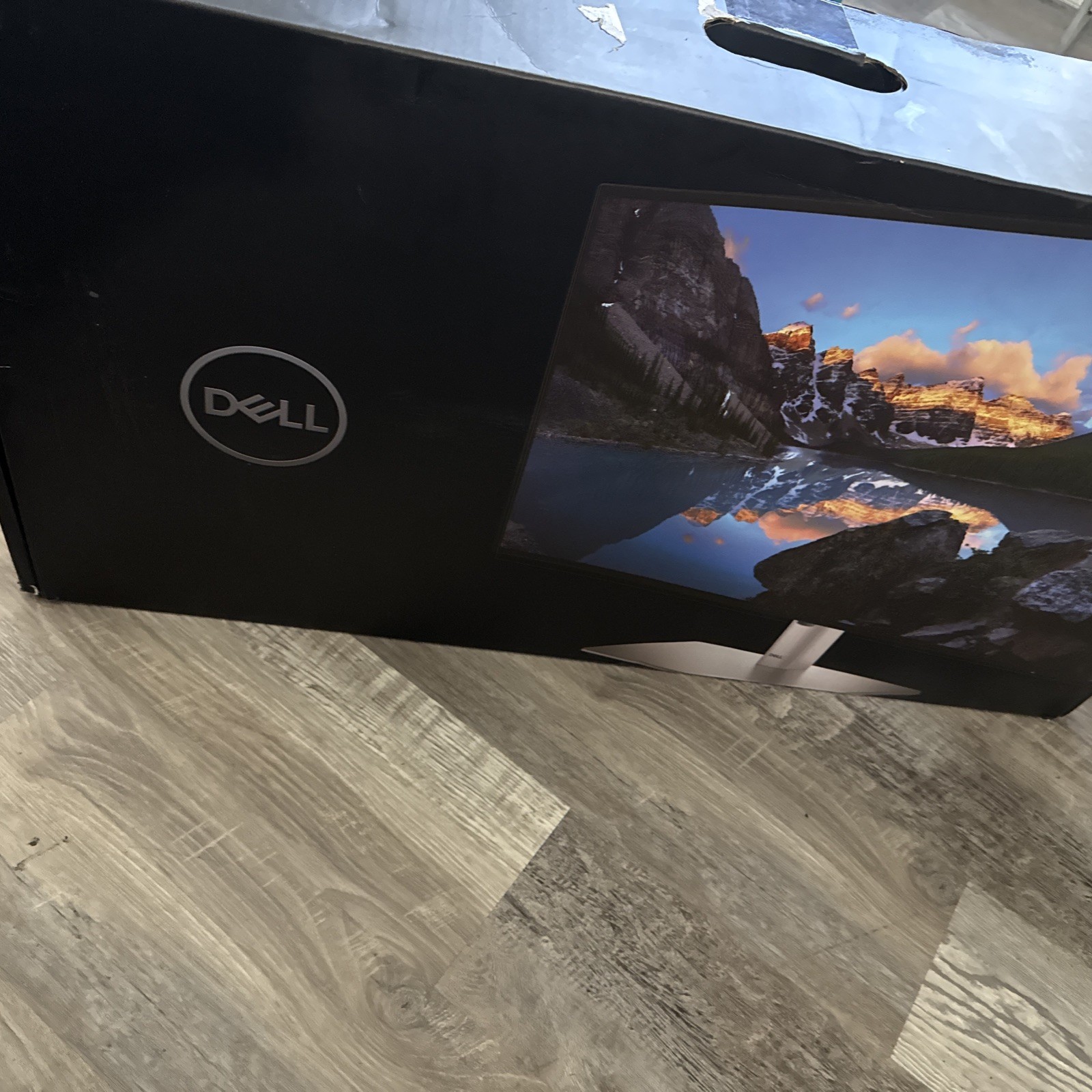 Dell UltraSharp U2724DB 27in IPS QHD 120Hz USB-C HDMI/DP USB Hub Black