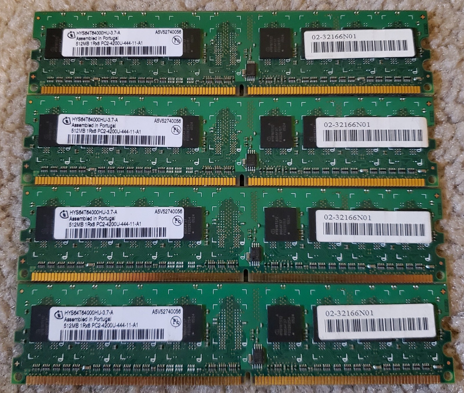 (4) HYS64T64000HU-3.7-A Infineon 512MB PC2-4200 DDR2-533MHz CL4 240-Pin DIMM 2GB