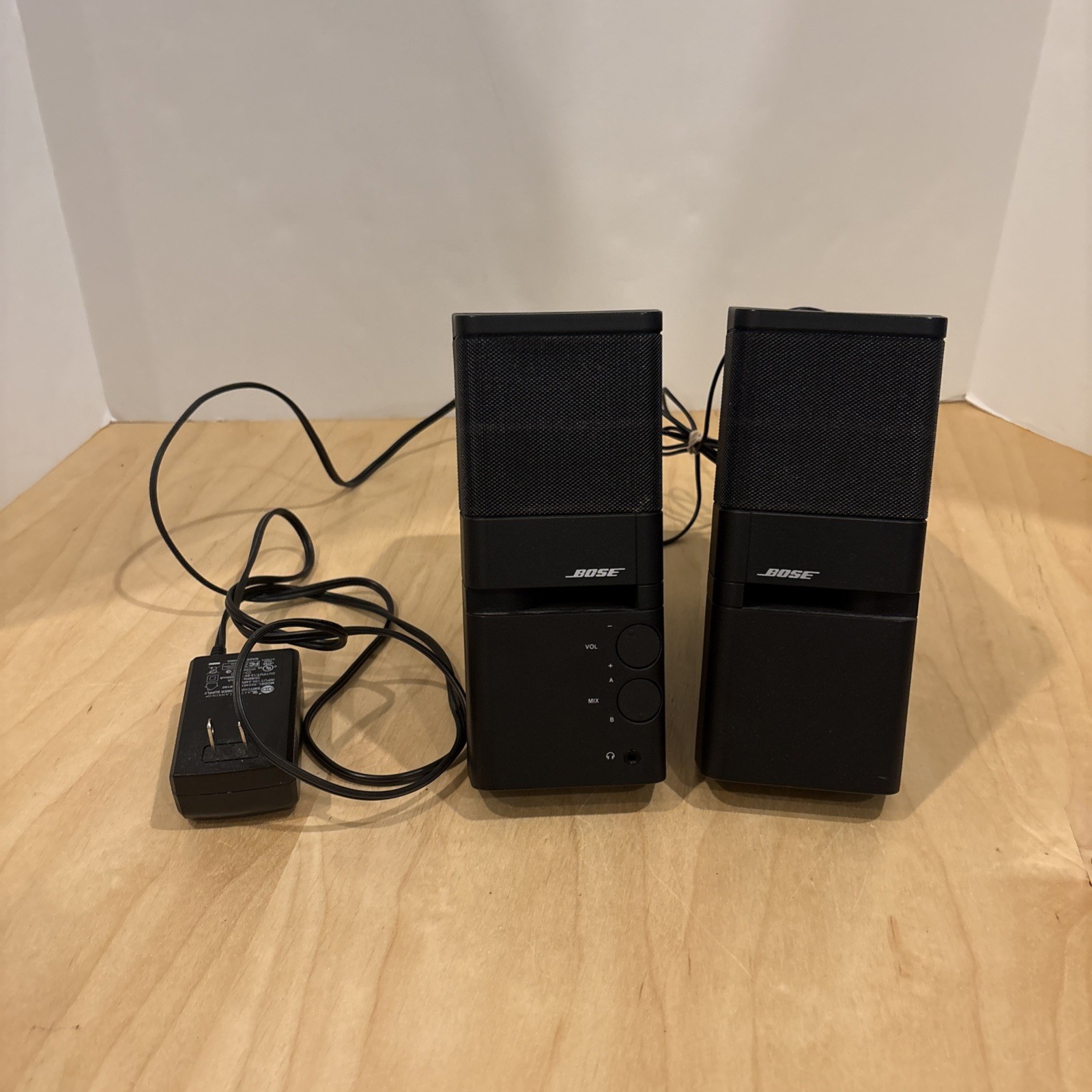Bose MediaMate Computer Speakers Stereo System Powered RCA Tested Working 