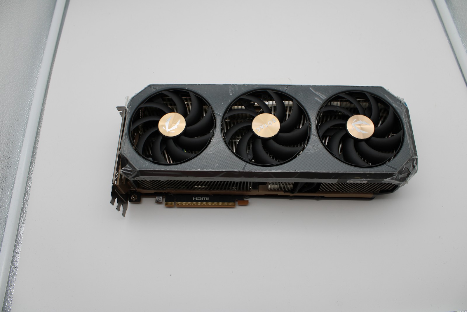ZOTAC Gaming GeForce RTX 5090 AMP Extreme Infinity GPU *Missing Core* PC1723411