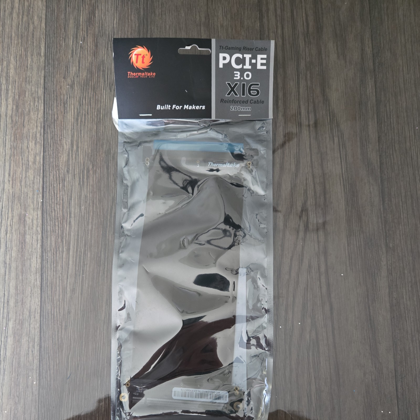 Thermaltake TT Gaming PCI-E x16 3.0 Black Extender Riser Cable 200mm New