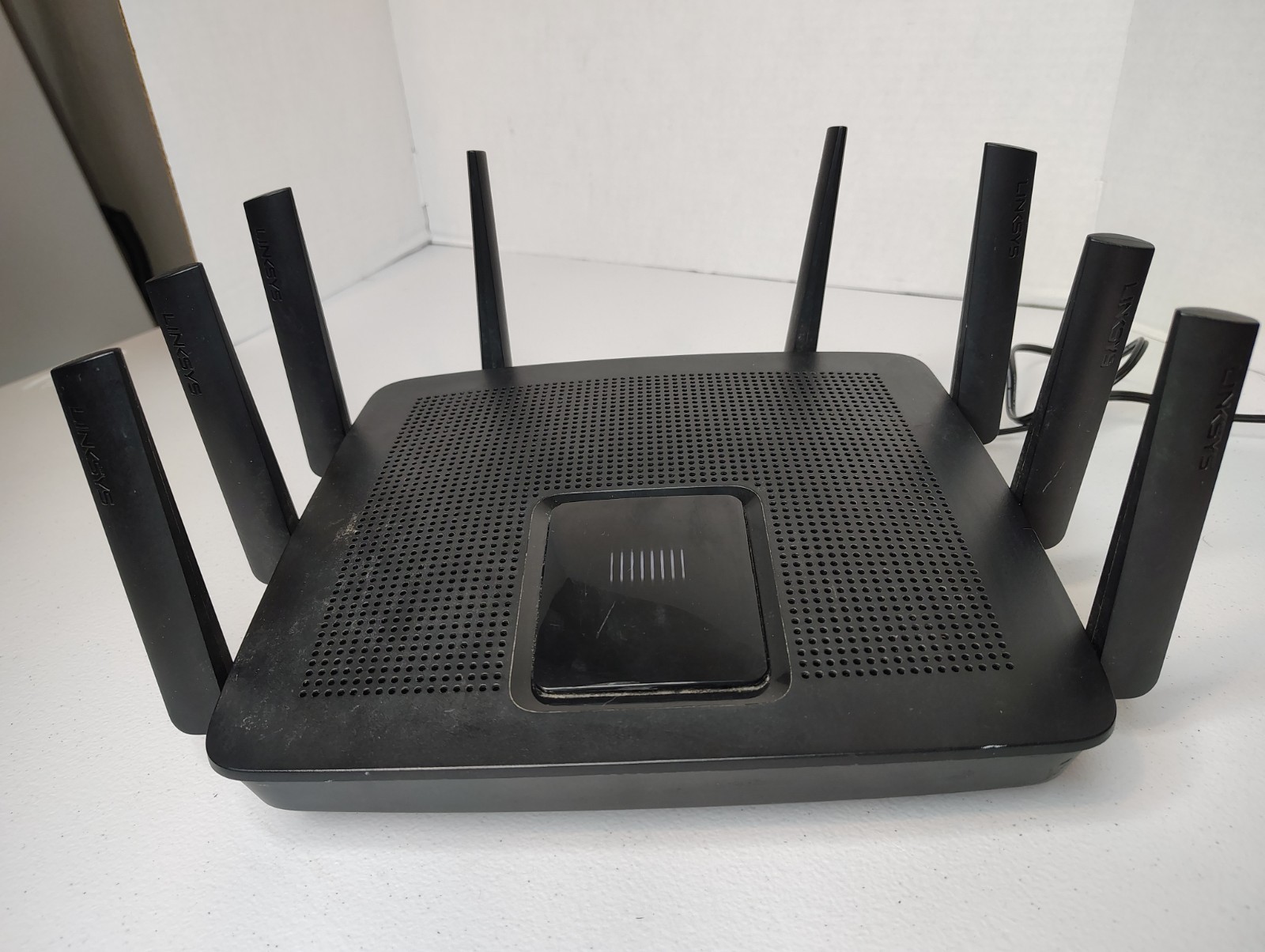 Linksys EA9500 V2 Max-Stream AC5400 Tri-Band WiFi Router