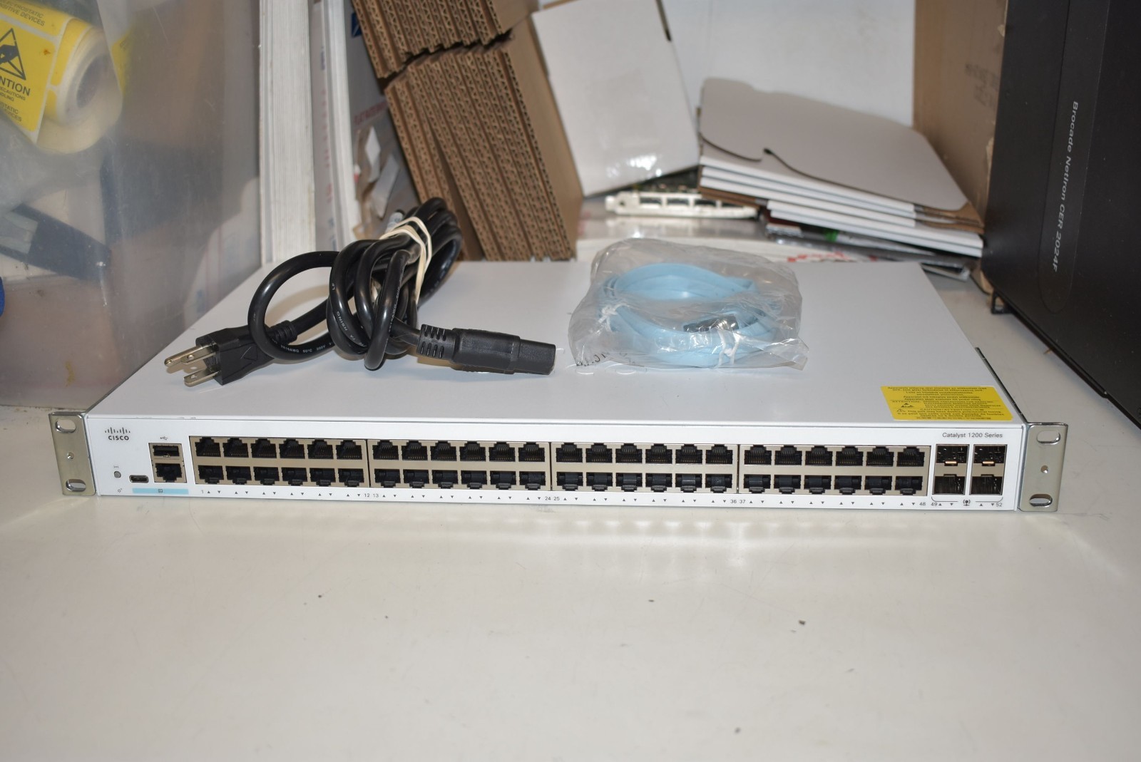 Cisco Catalyst C1200-48T-4G V.02 48-Port Gigabit SMART ETHERNET Switch 4x SFP