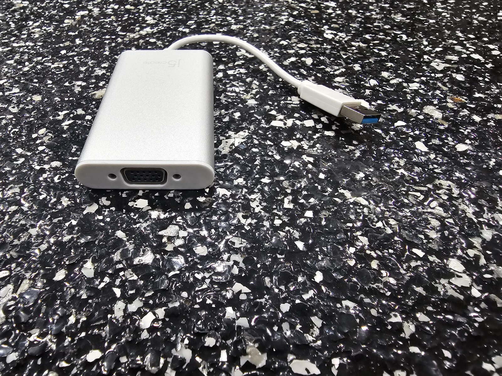 j5create USB 3.0 to VGA Display Adapter JUA311