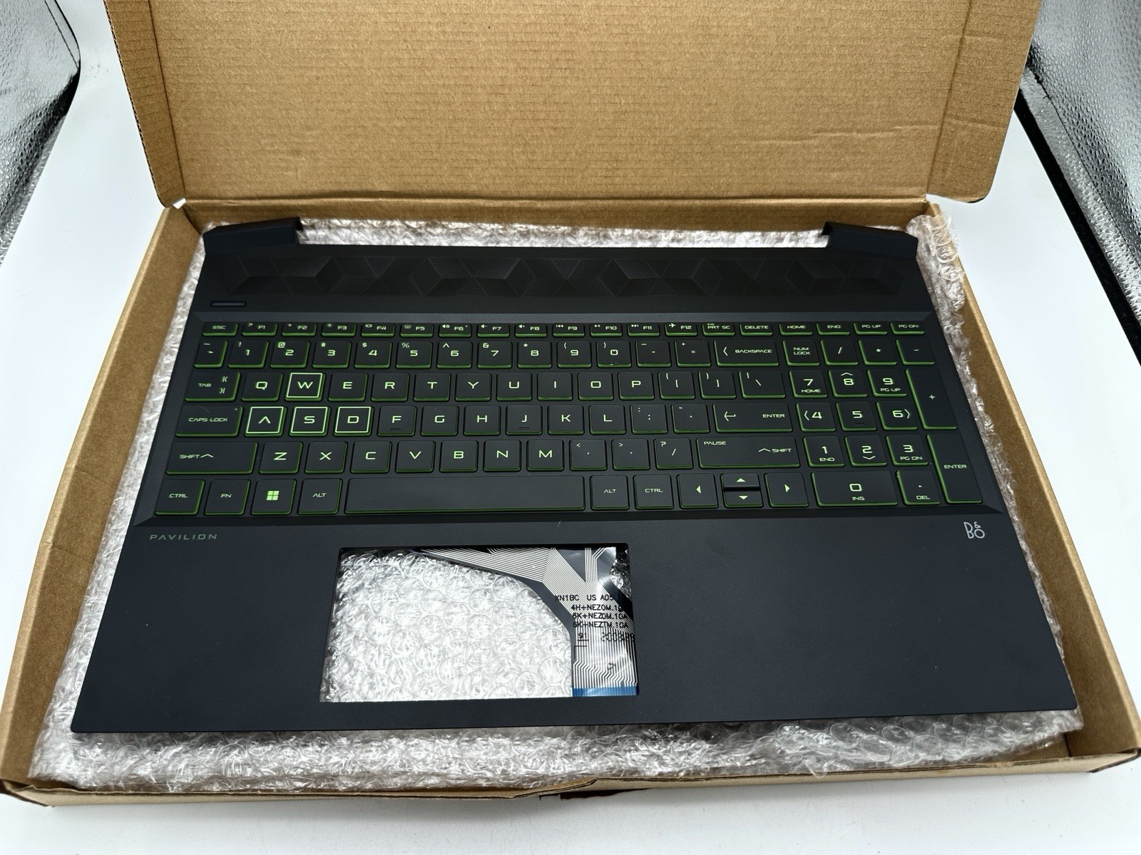 HP Pavilion Gaming 15 Laptop Palmrest UK Keyboard Backlit Green Keys L72597-031