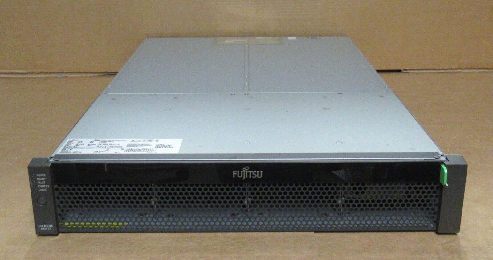 Fujitsu Eternus DX60 S2 Disk Storage System 12 x 3.5