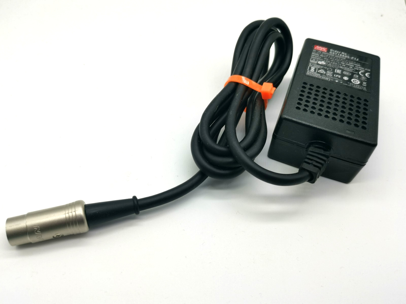 ATARI 600XL, 800XL, 65XE, 130XE, 800XE, XEGS MODERN POWER SUPPLY PSU