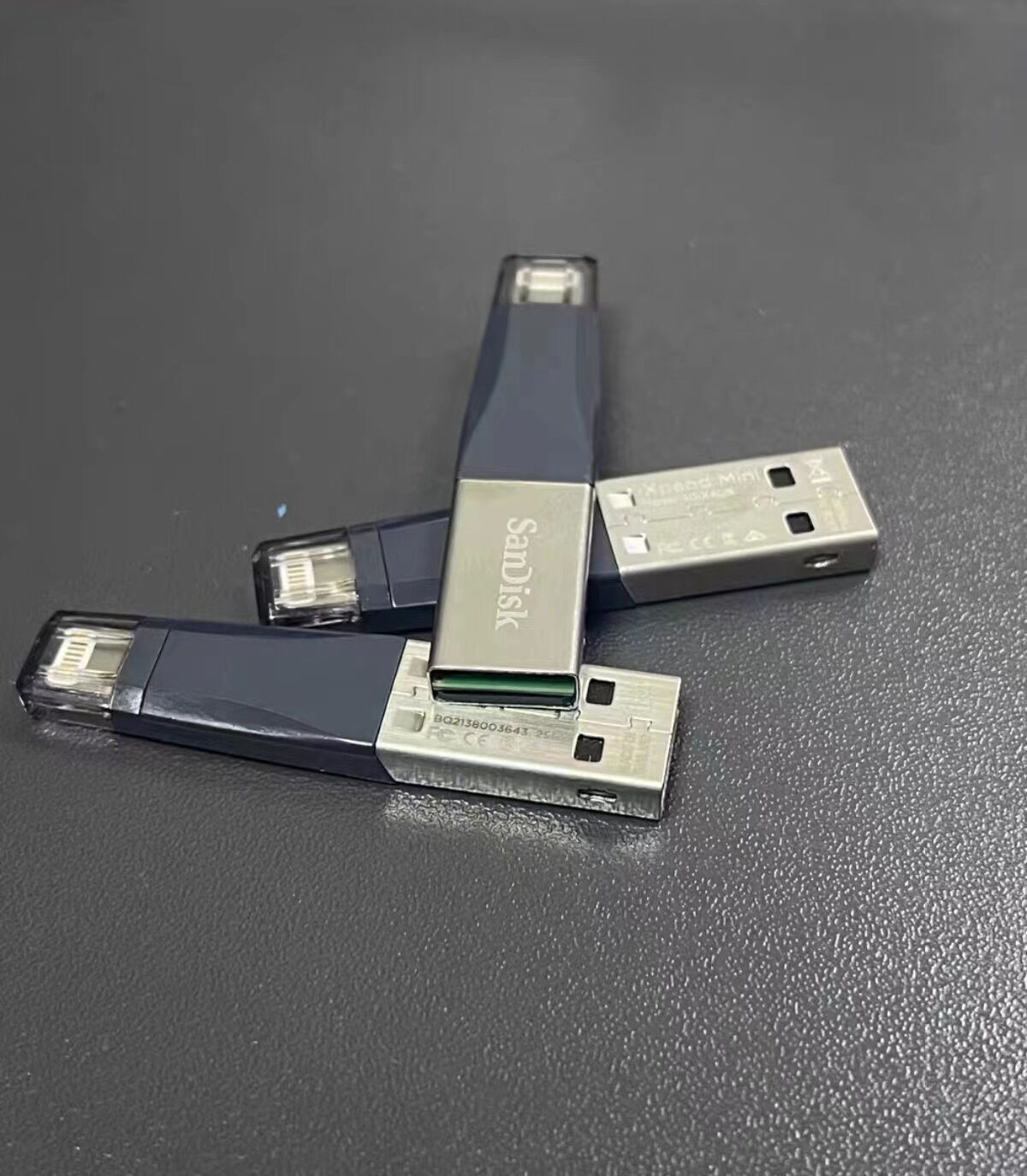 1Pcs SanDisk Mini iXpand Lightning 32GB 128GB 256GB USB 3.0 OTG Flash Drive