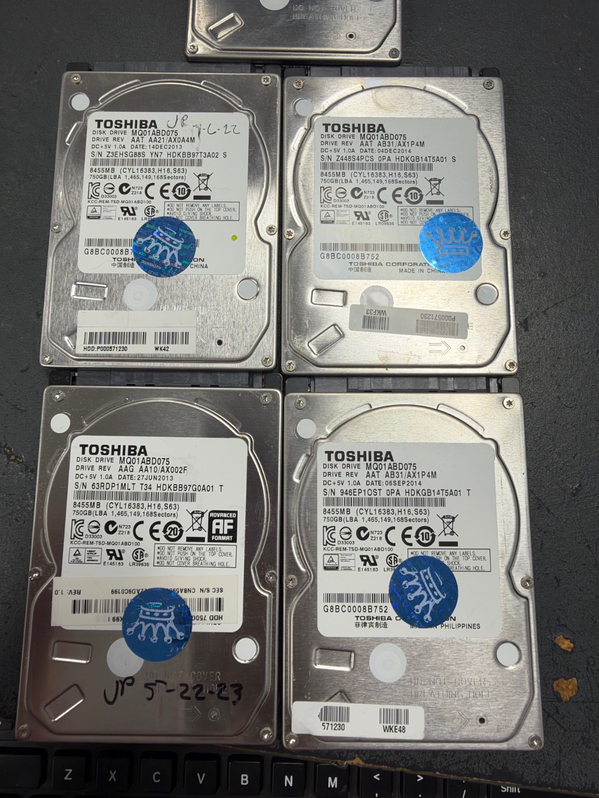 Lot of (5) 750GB 2.5" Laptop Hard Drives