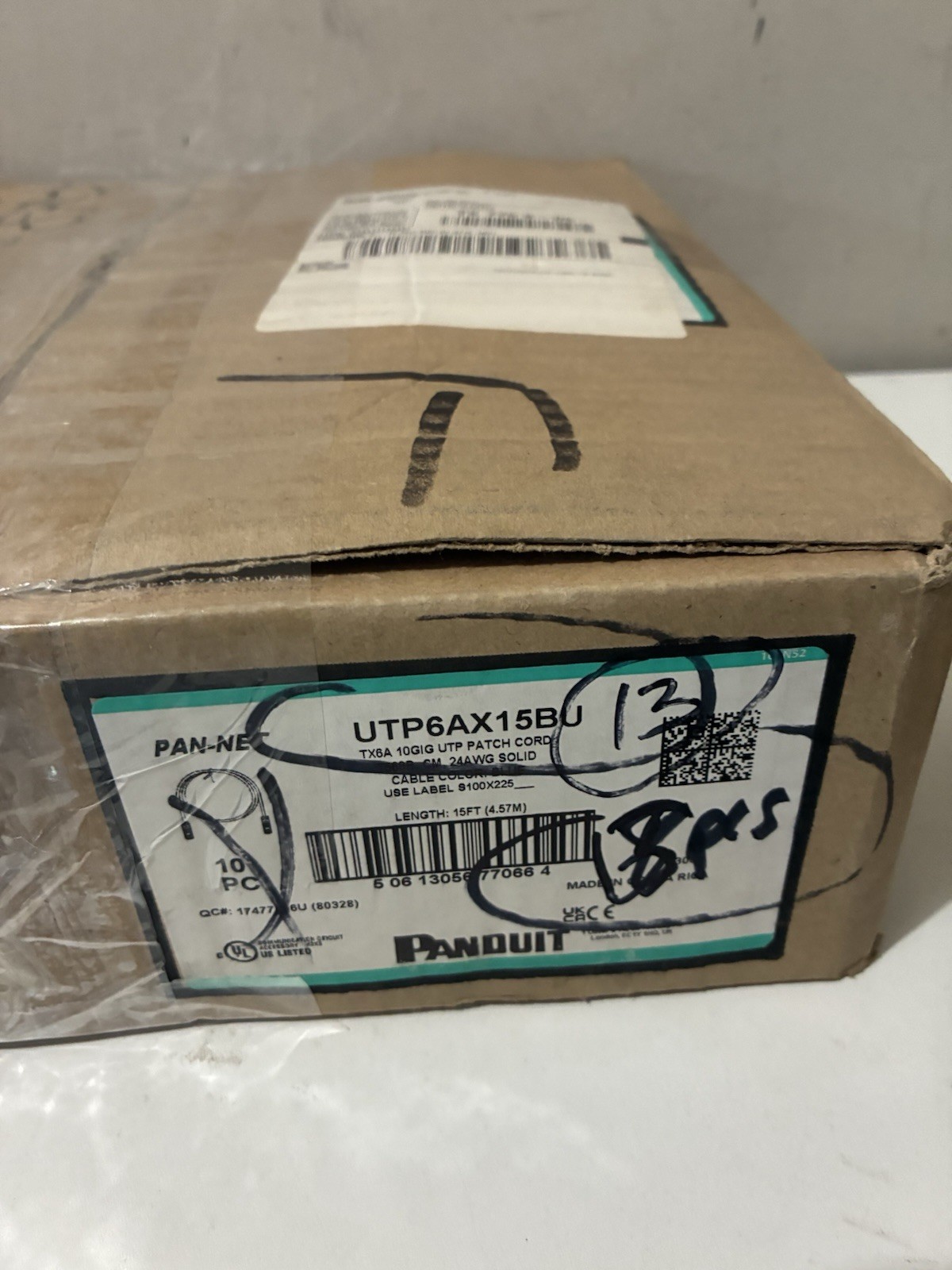 Box of 15 PANDUIT UTP6AX15BU Cat 6A 24 AWG UTP Copper Patch Cord 15 ft Blue