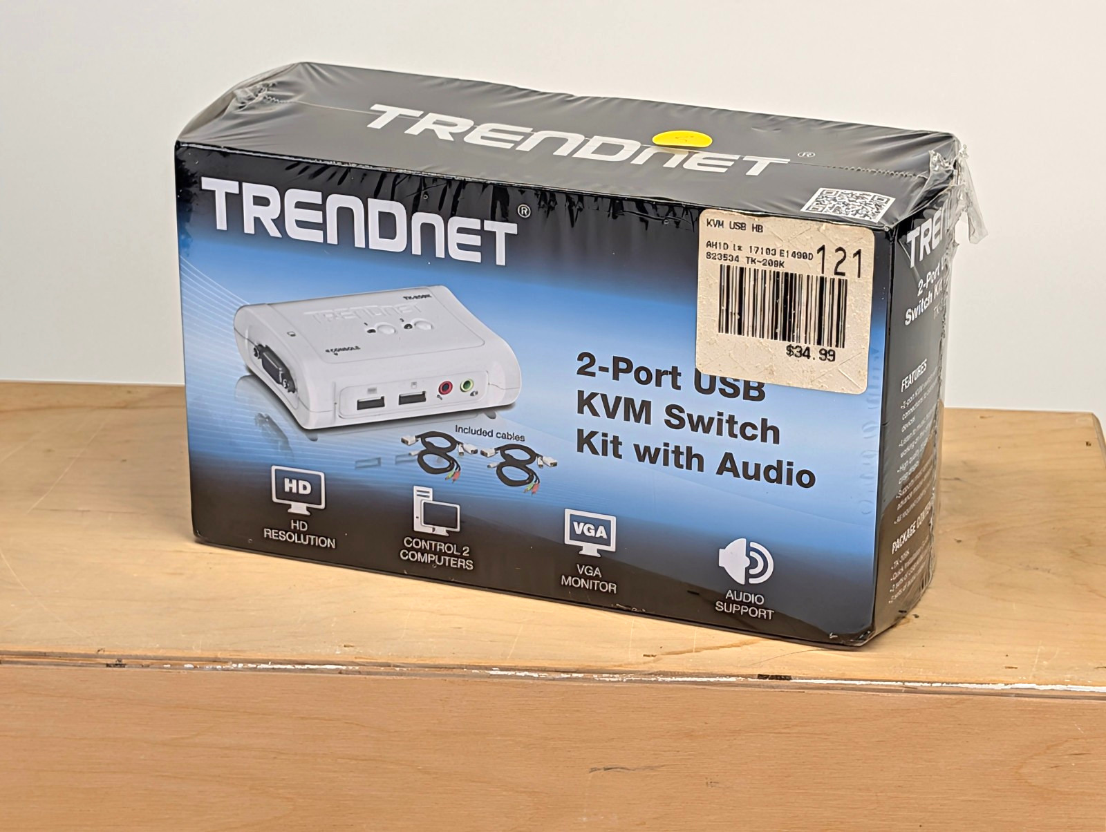 TRENDnet TK-209K 2-Port USB KVM Switch Kit w/ Audio & Cables New Sealed