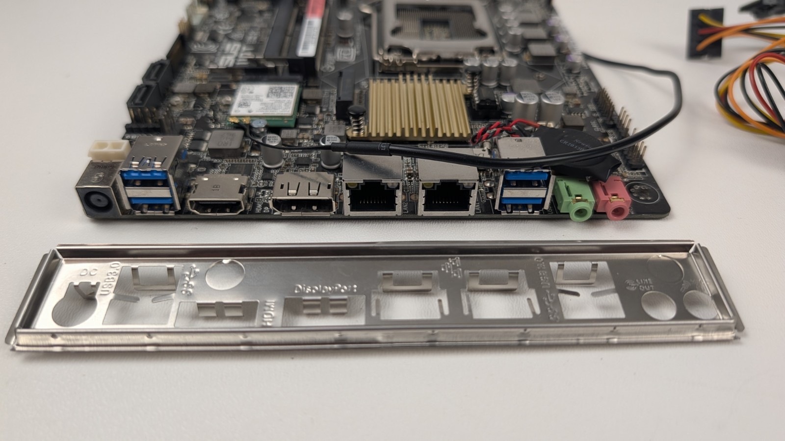 ASUS H110T LGA1151 Motherboard Intel Mini-ITX I/O Shield & Wifi & Power Adapter