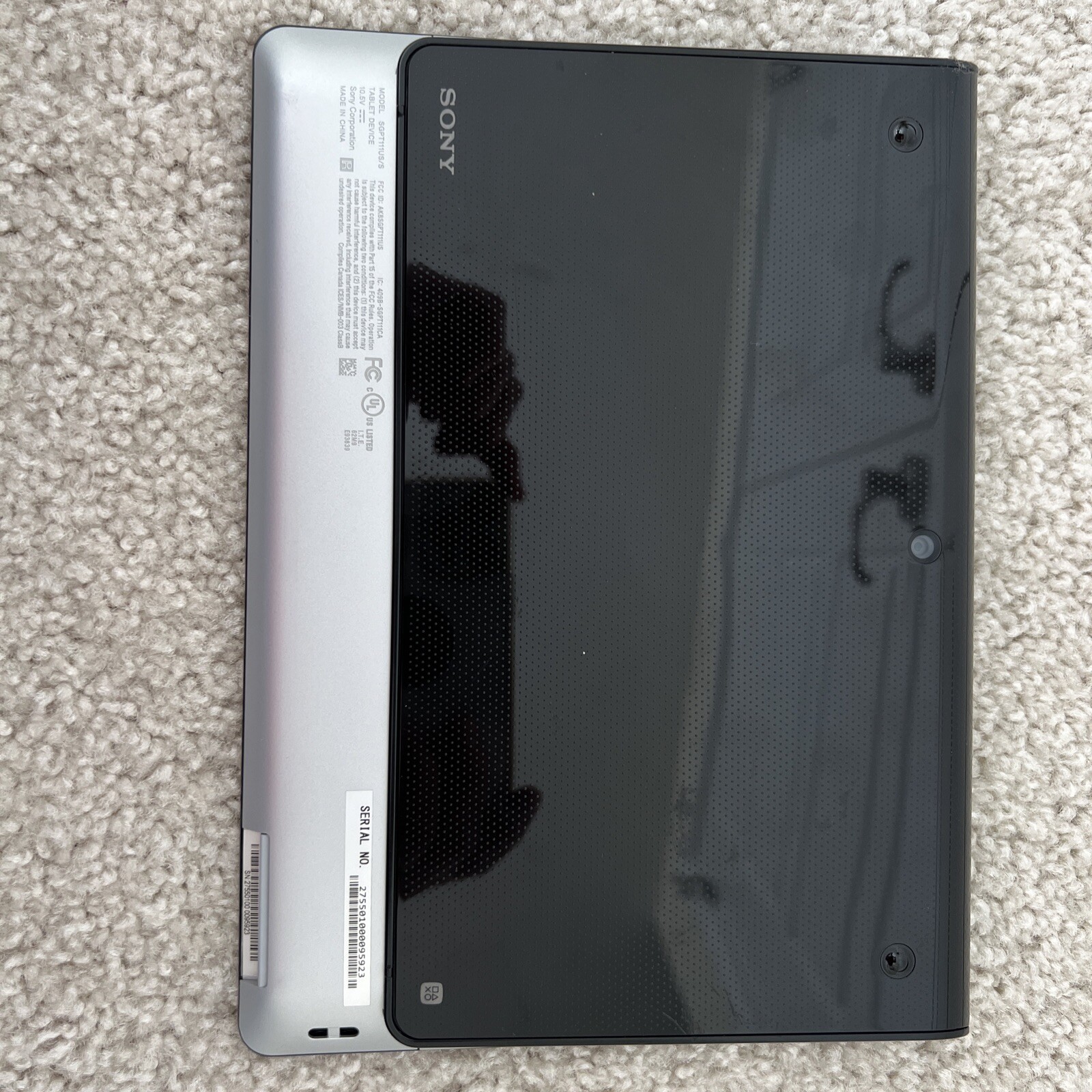 Sony SGPT111US/S Black/Silver LCD Screen 16GB Storage LCD Is Leaking Gel